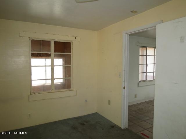 Shamrock Manor (1-121) - Residential