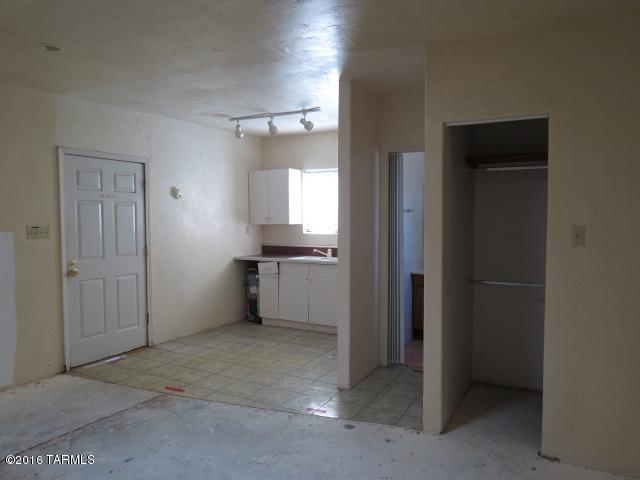 Shamrock Manor (1-121) - Residential