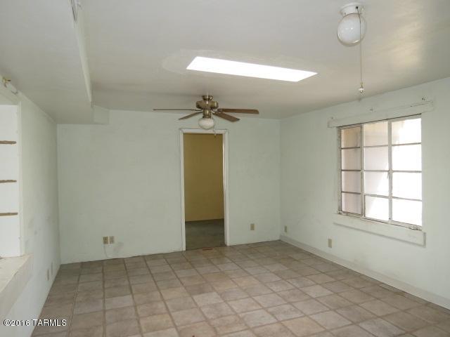 Shamrock Manor (1-121) - Residential