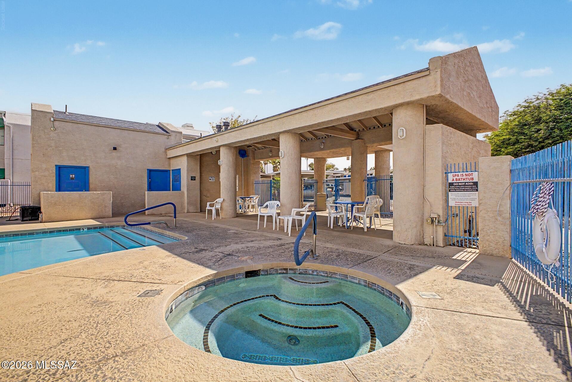 Summertree Condominiums (1-224) - Residential