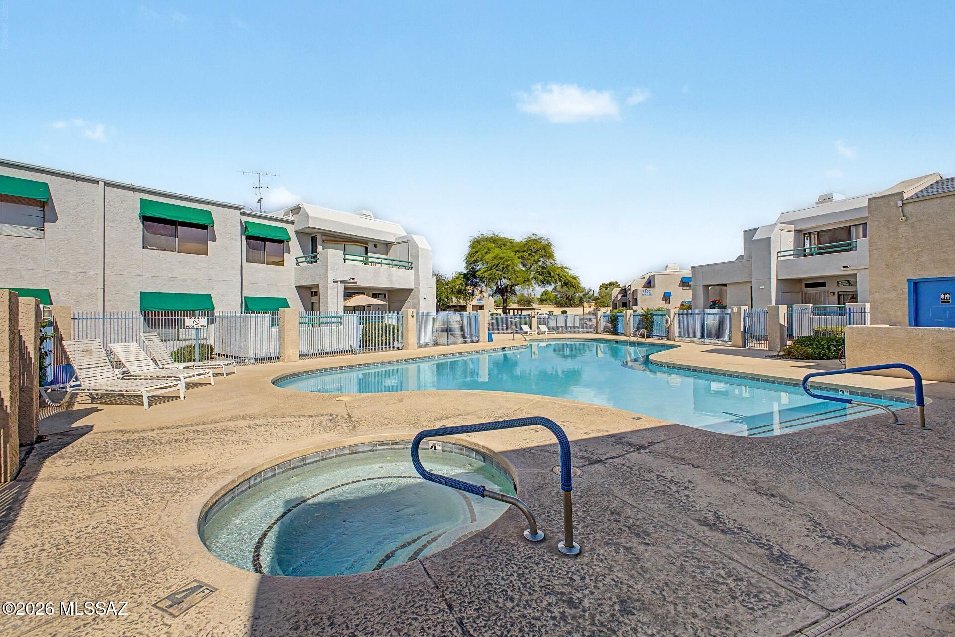 Summertree Condominiums (1-224) - Residential