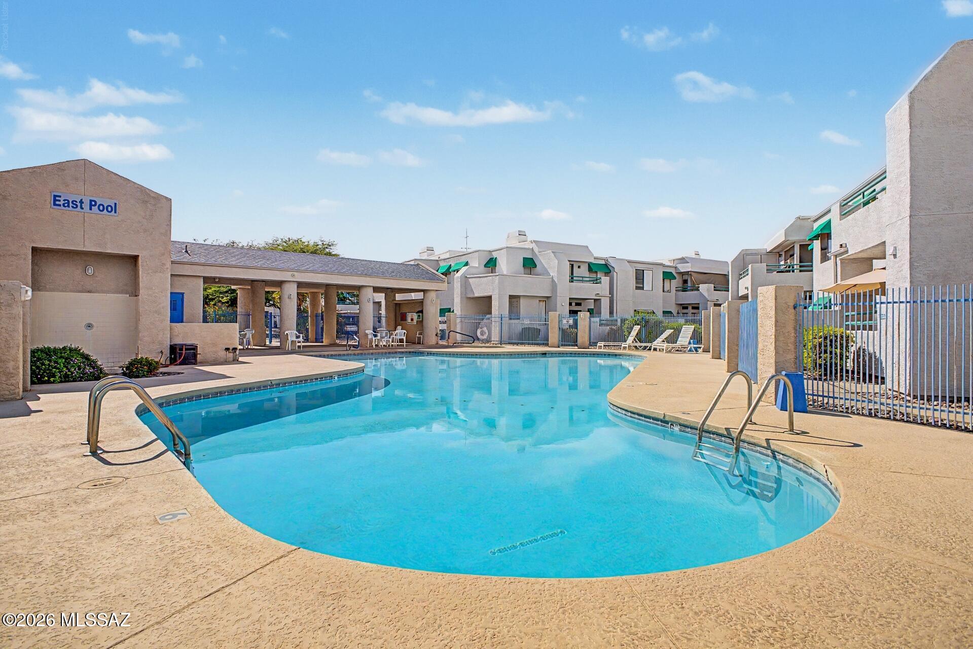 Summertree Condominiums (1-224) - Residential