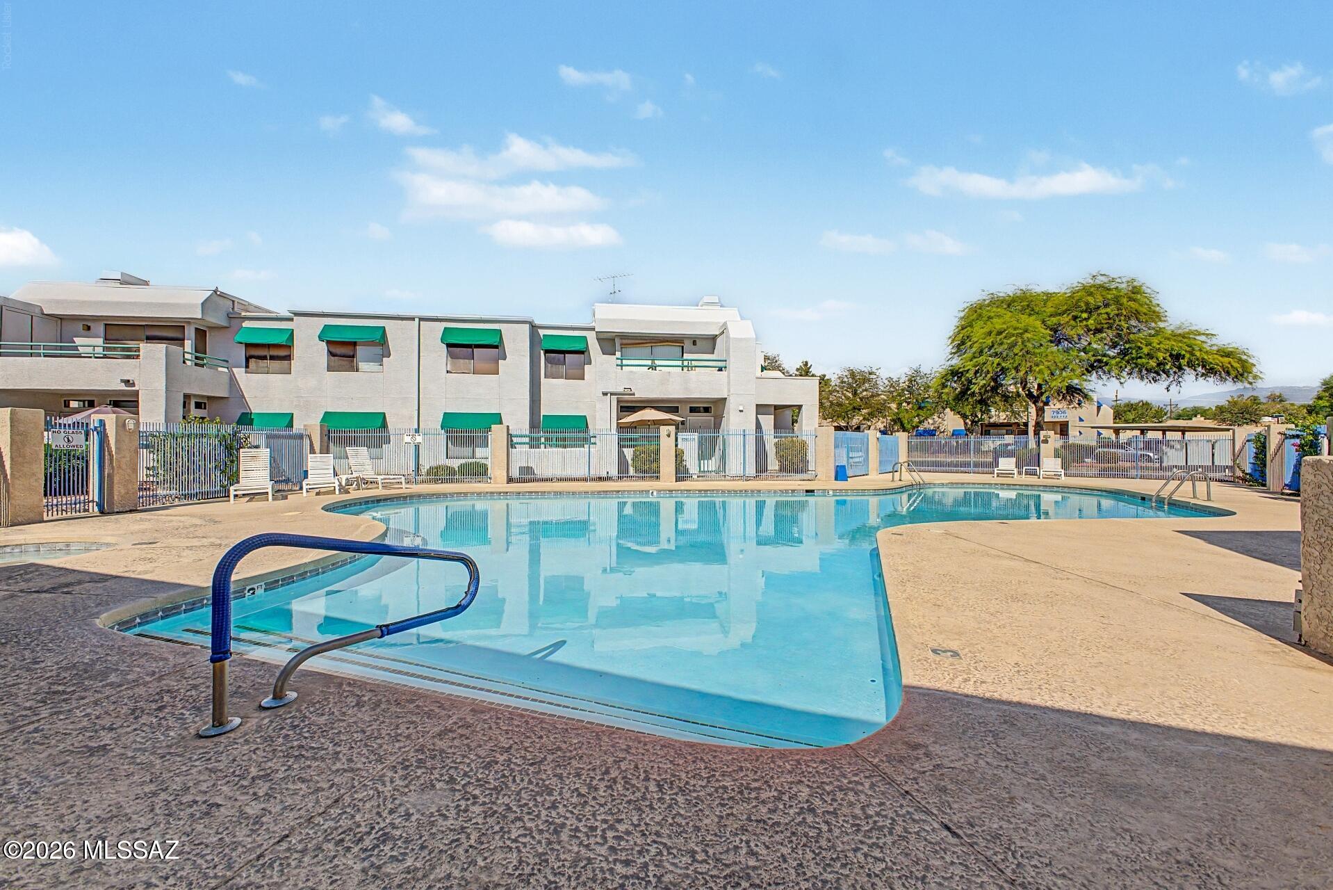 Summertree Condominiums (1-224) - Residential