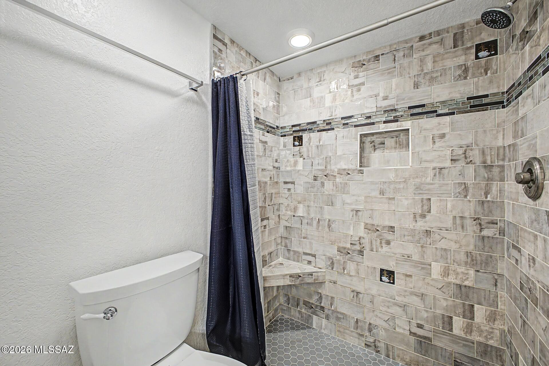 Summertree Condominiums (1-224) - Residential
