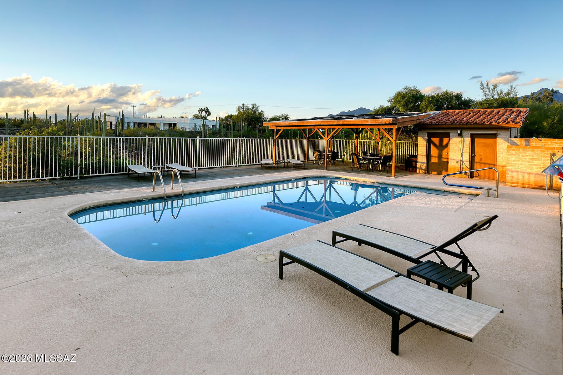 Foothills Ridge Amd - Residential