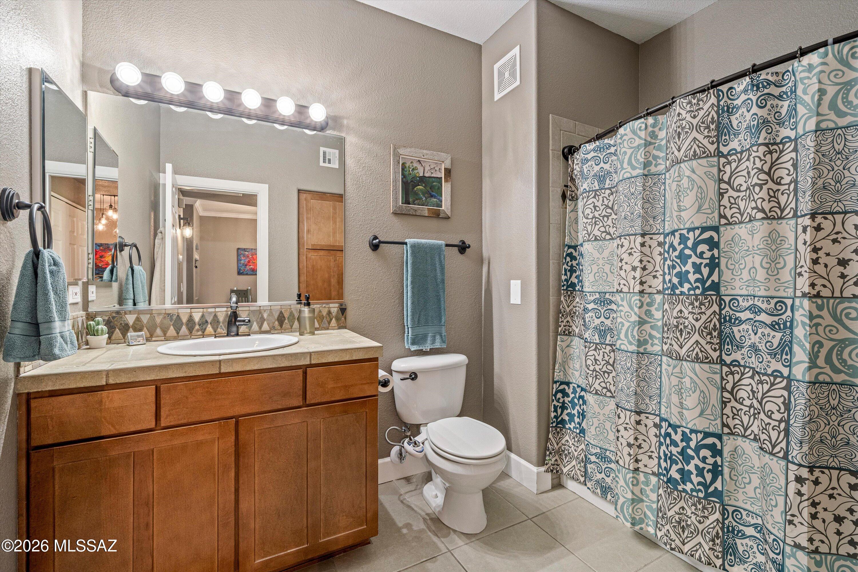 Pinnacle Canyon Condominium - Residential