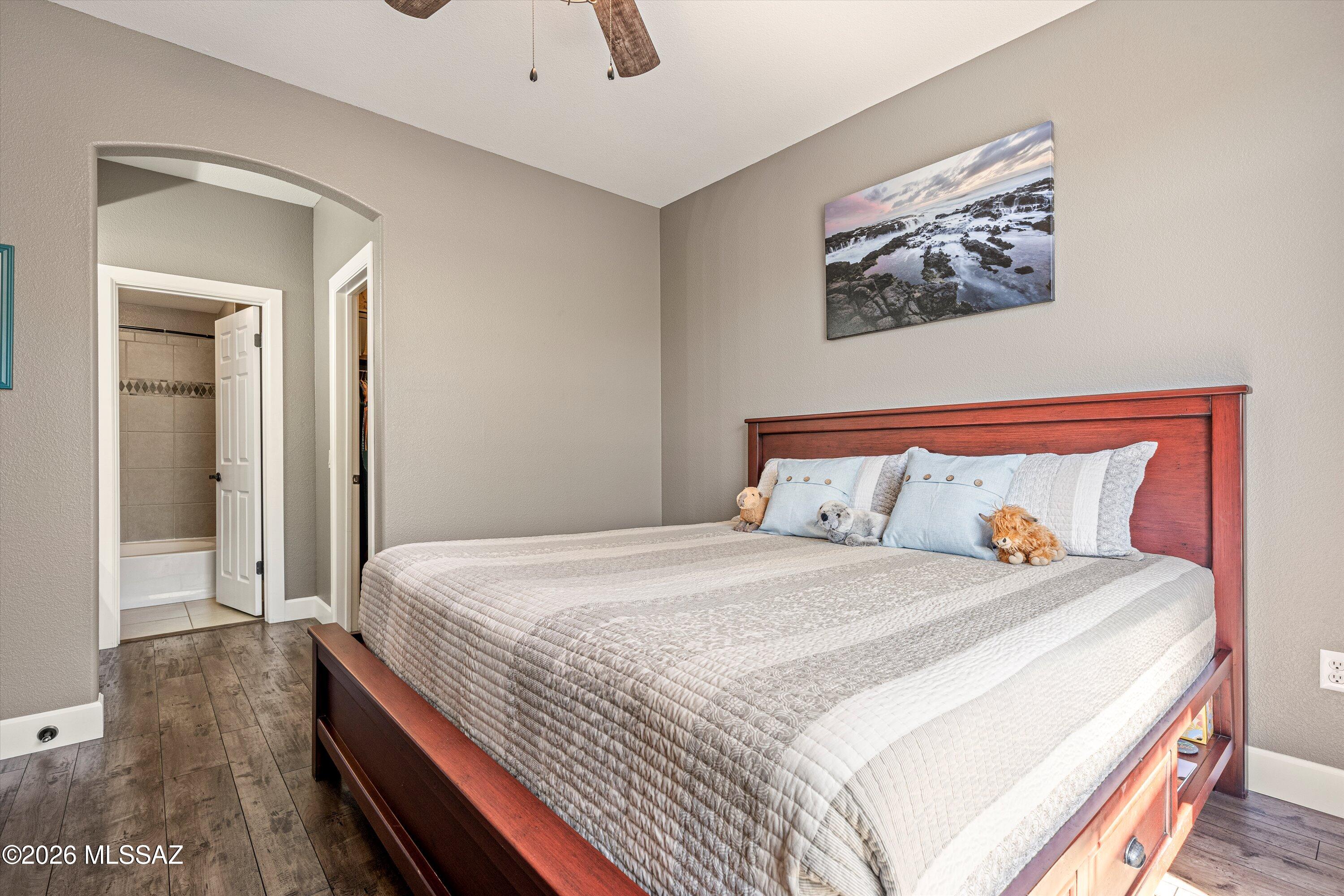 Pinnacle Canyon Condominium - Residential
