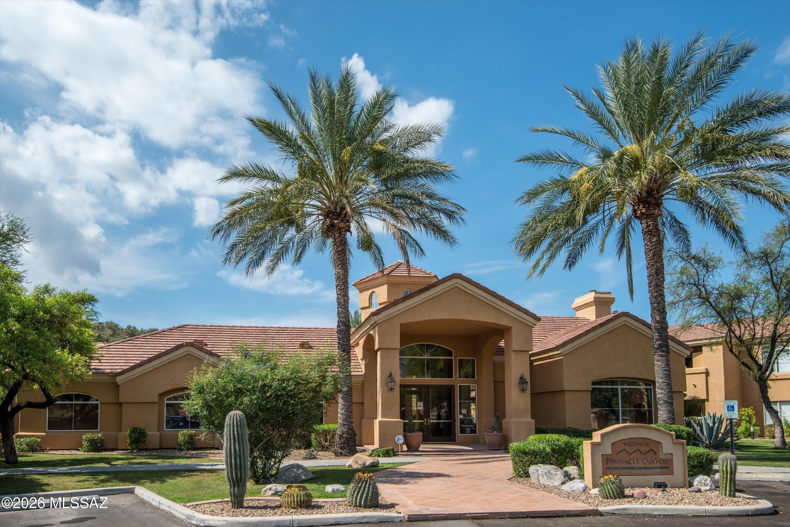Pinnacle Canyon Condominium - Residential