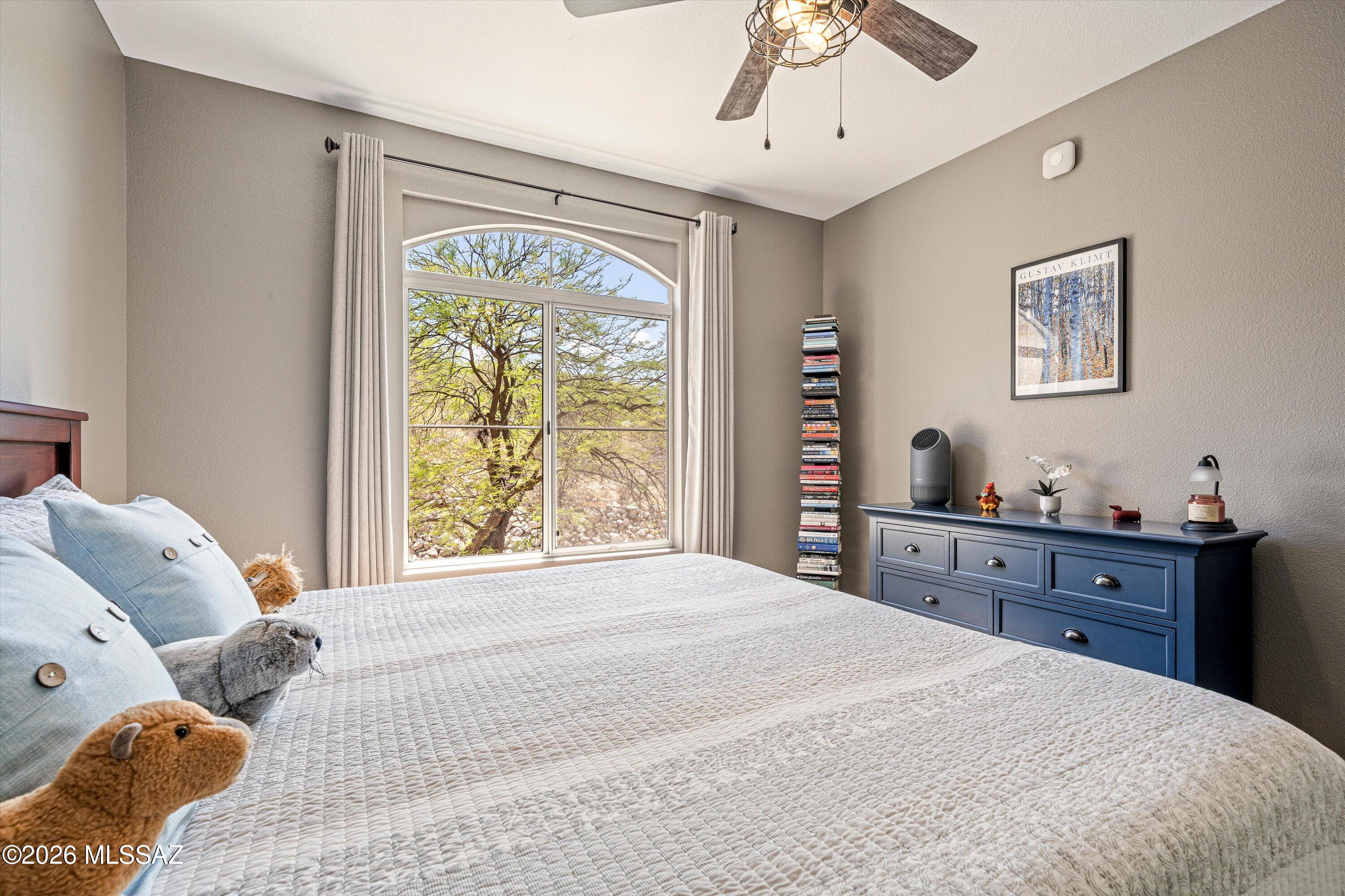Pinnacle Canyon Condominium - Residential