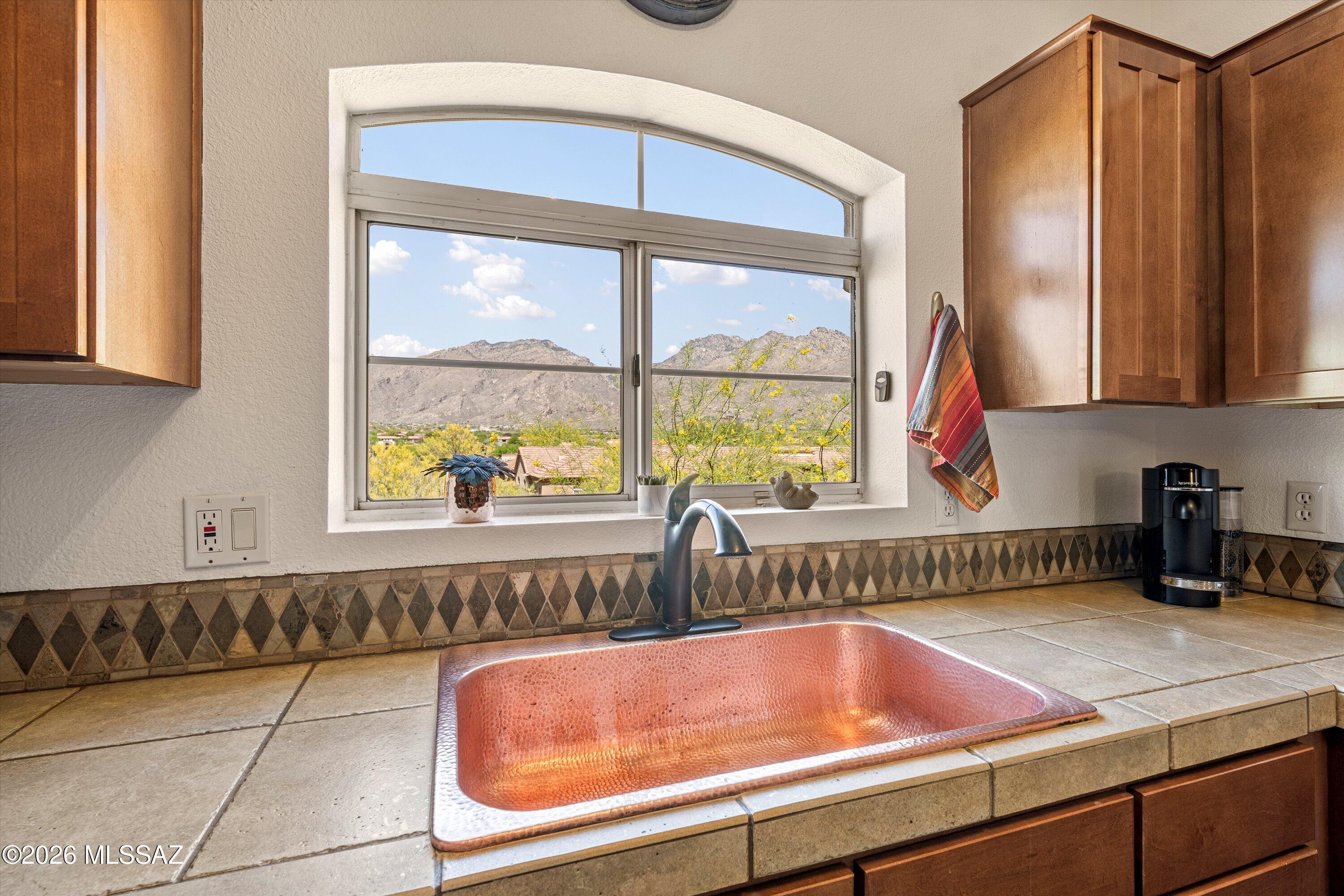 Pinnacle Canyon Condominium - Residential
