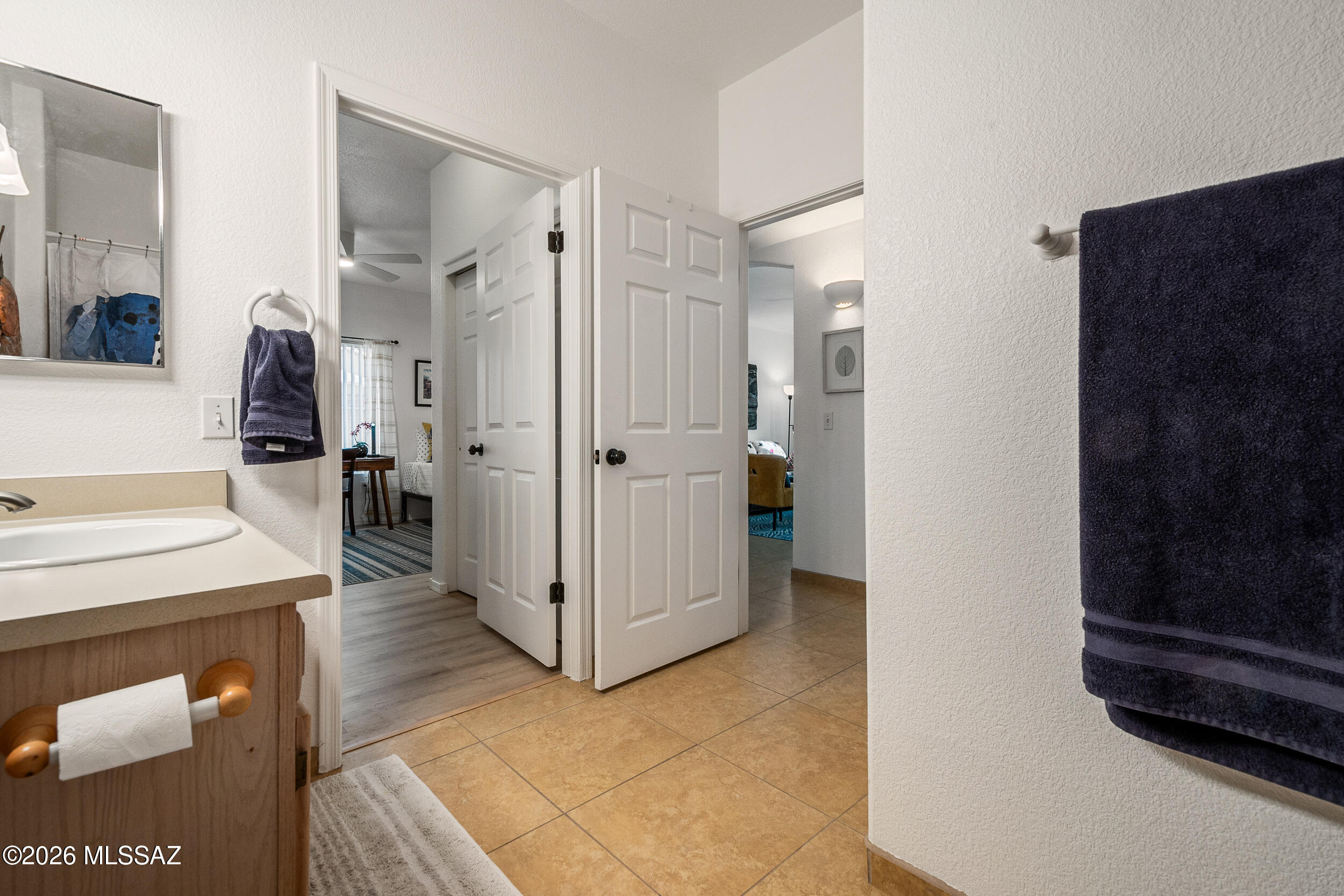 Pinnacle Canyon Condominium - Residential