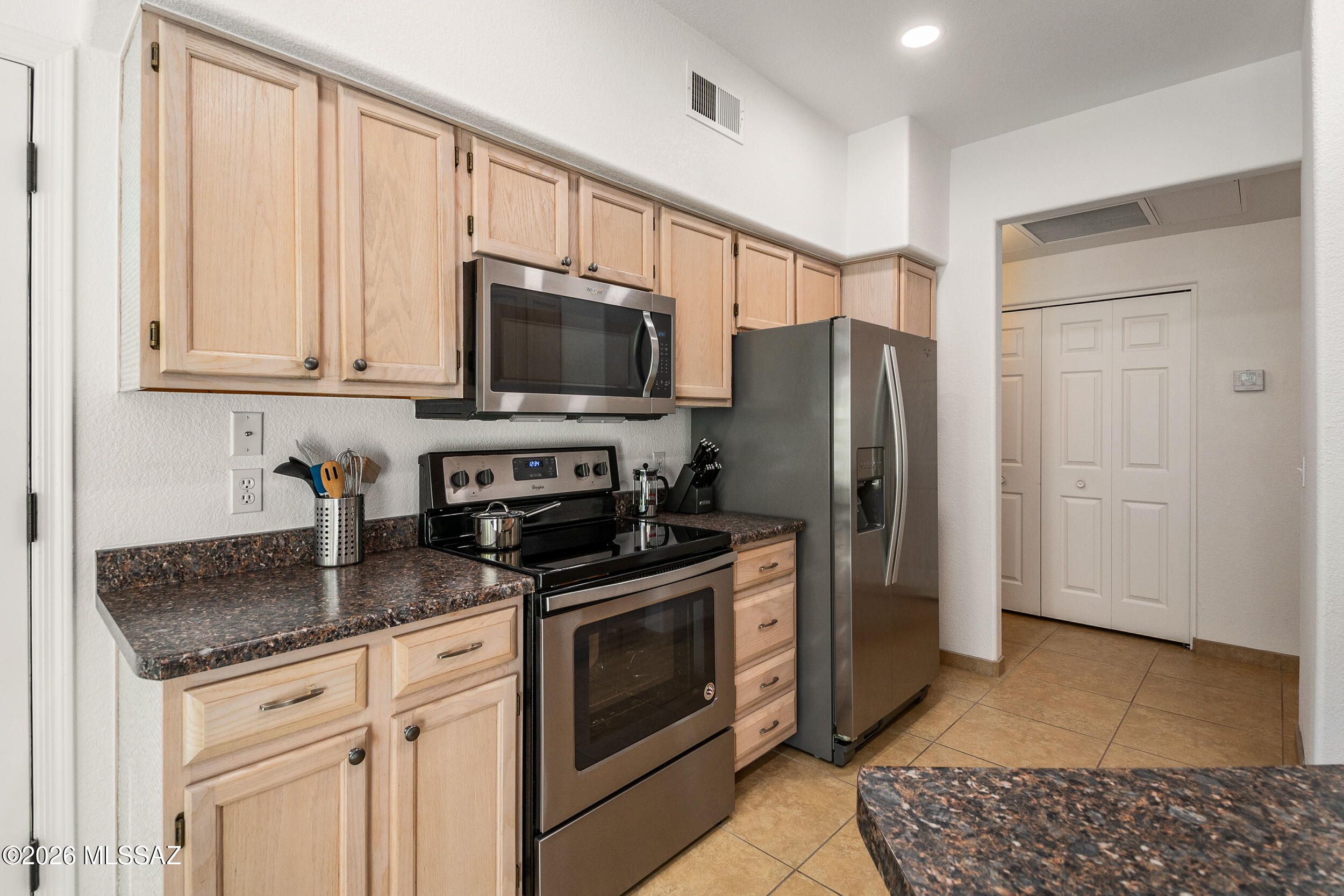 Pinnacle Canyon Condominium - Residential