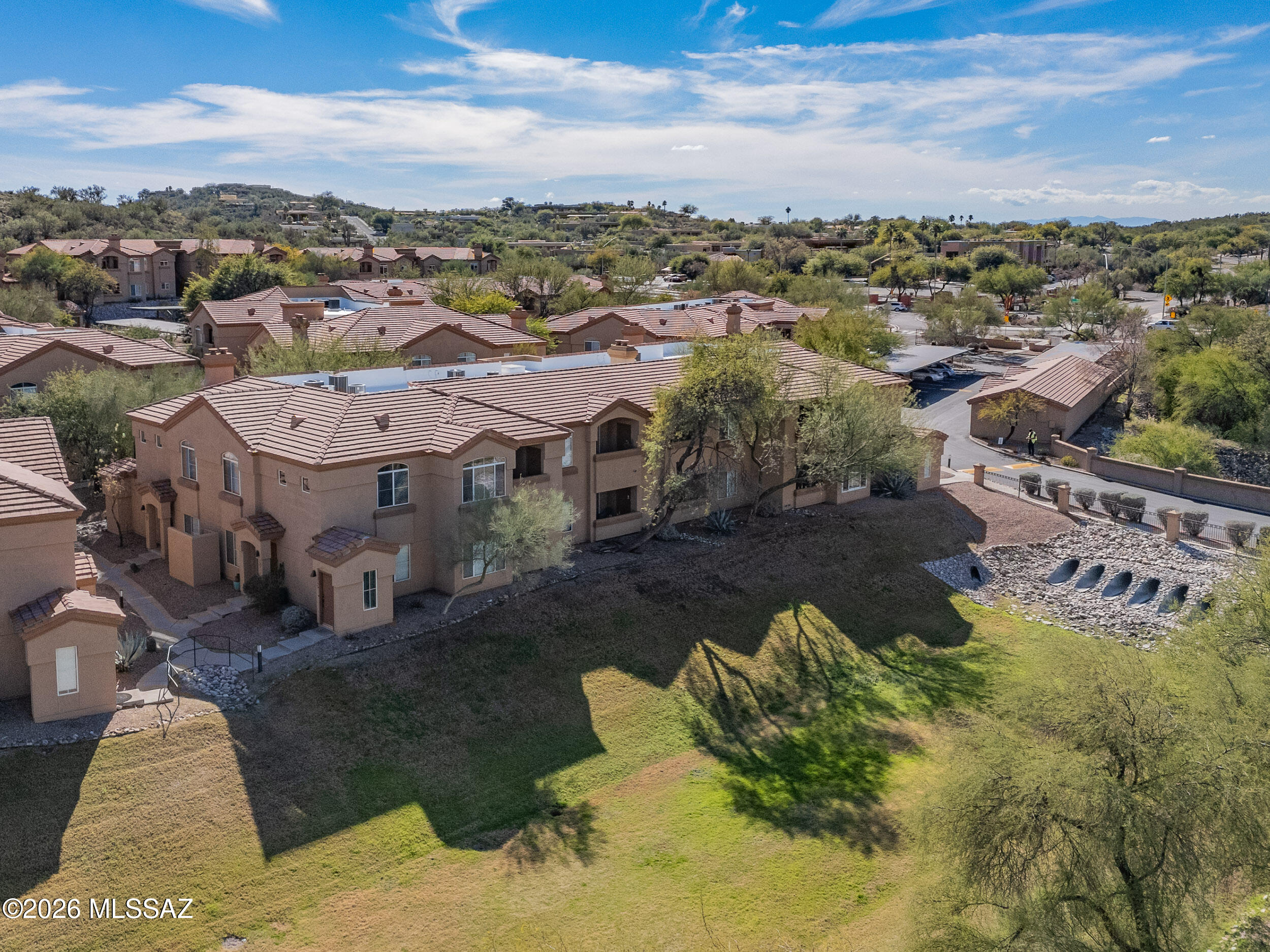 Pinnacle Canyon Condominium - Residential