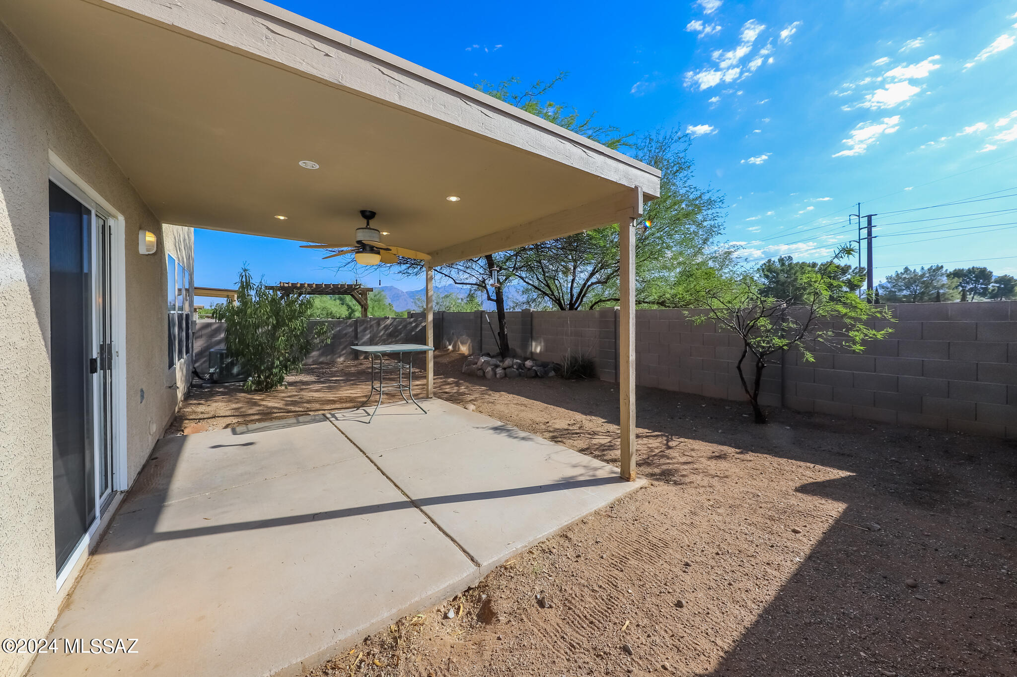 Pantano Ridge (1-123) - Residential Lease