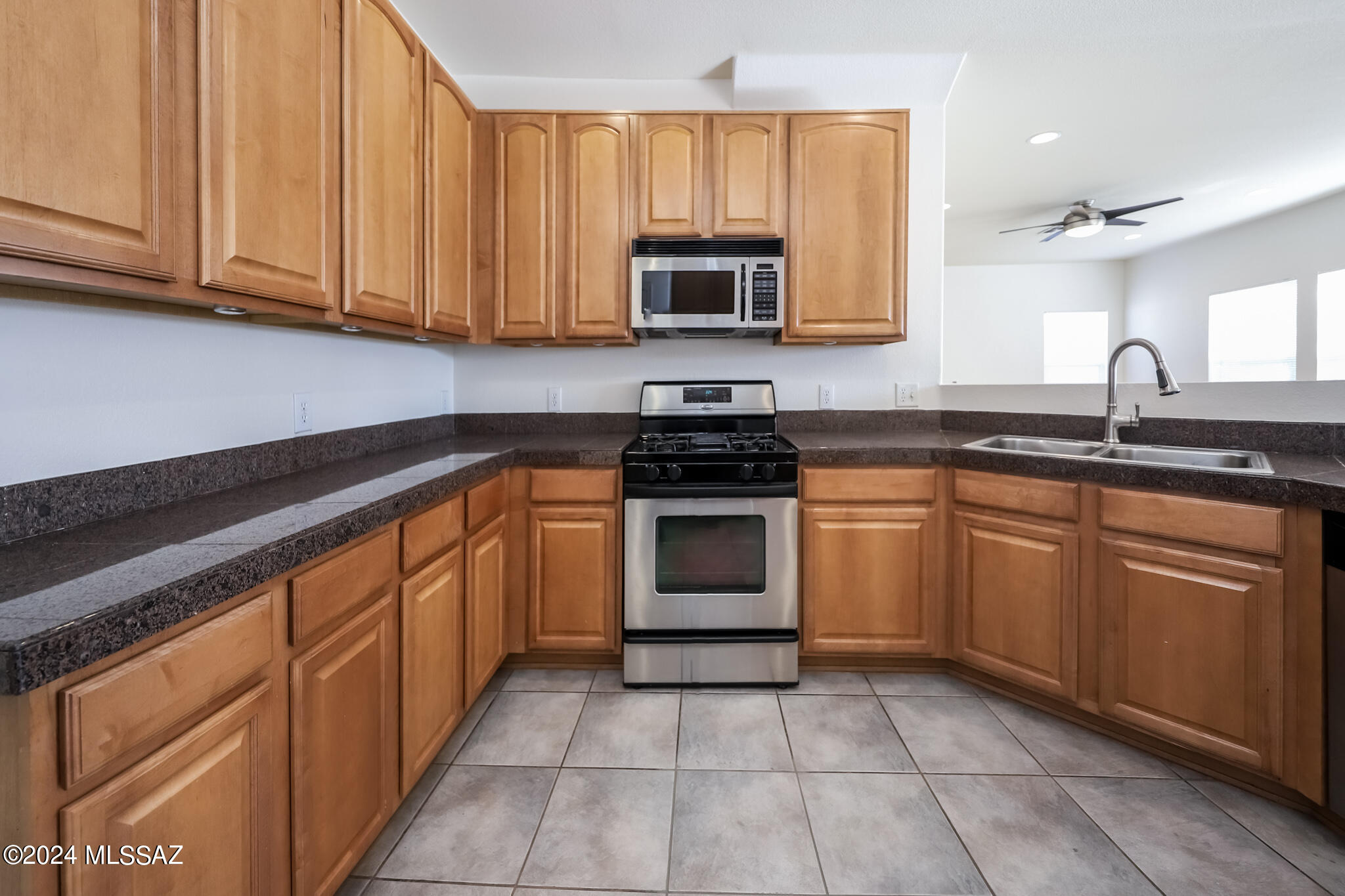 Pantano Ridge (1-123) - Residential Lease