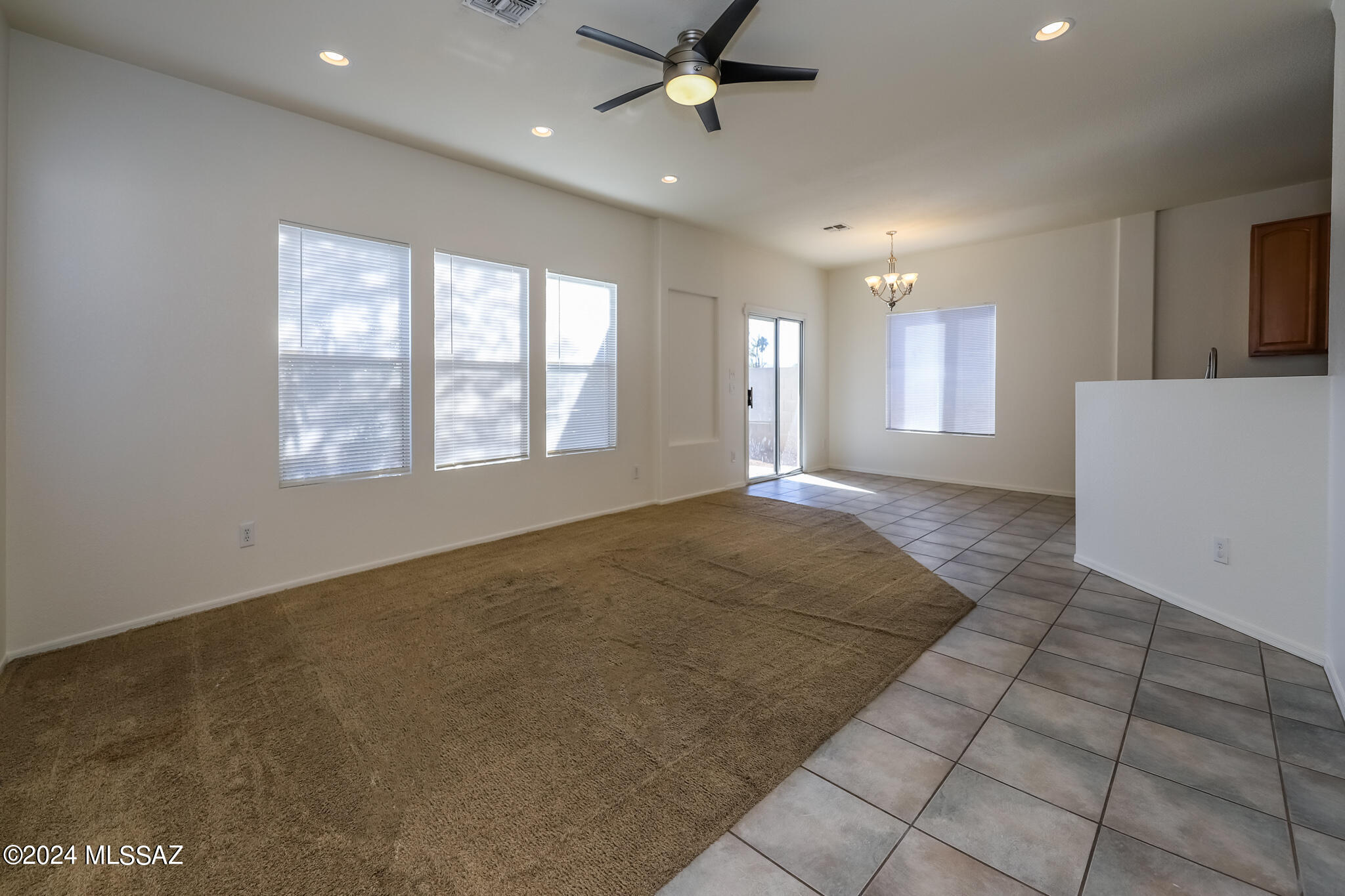 Pantano Ridge (1-123) - Residential Lease