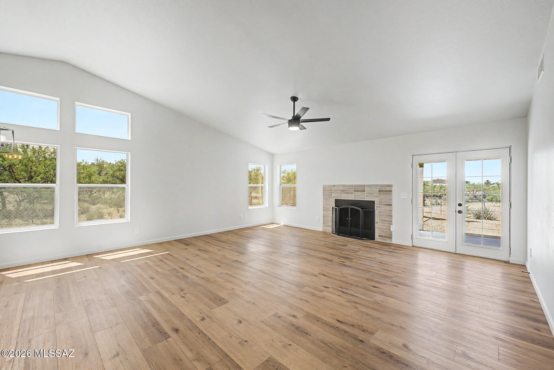 New Tucson Unit NO. 27 - Residential