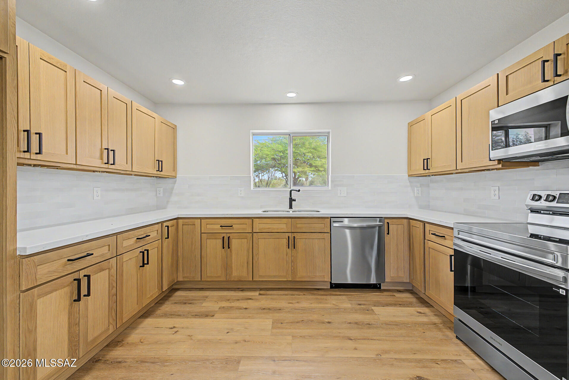 New Tucson Unit NO. 27 - Residential