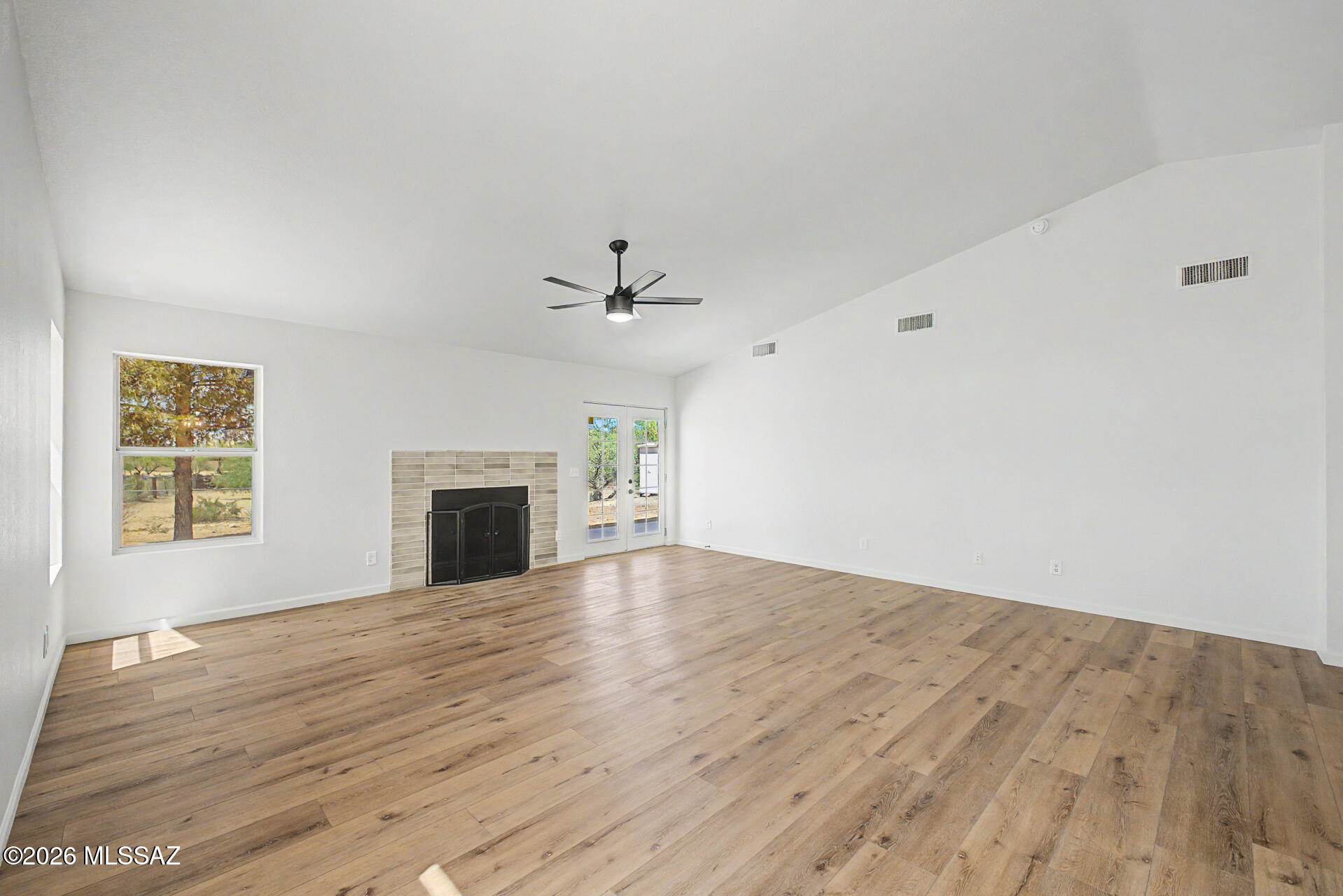 New Tucson Unit NO. 27 - Residential