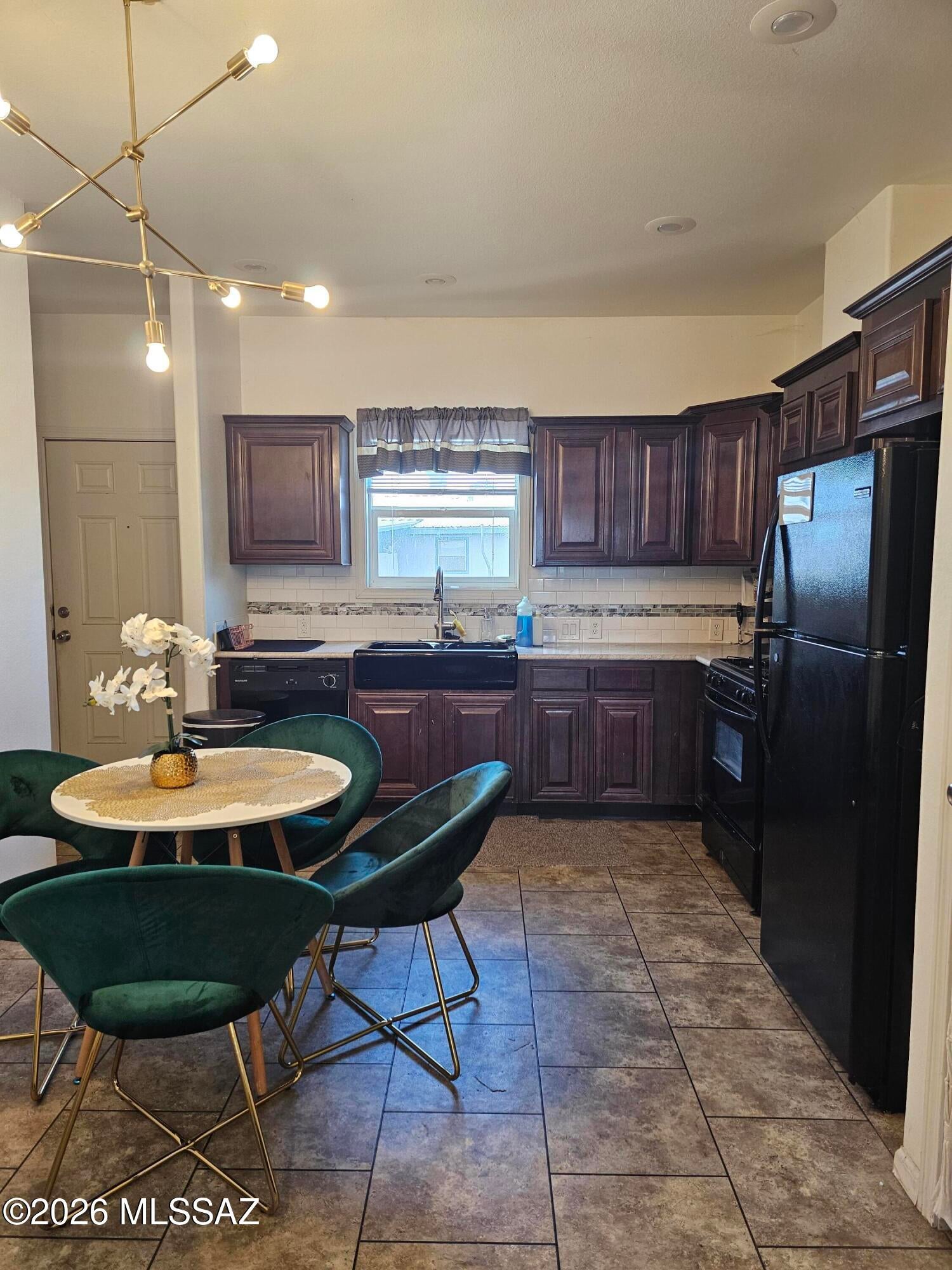 Lone Star Estates - Residential Lease