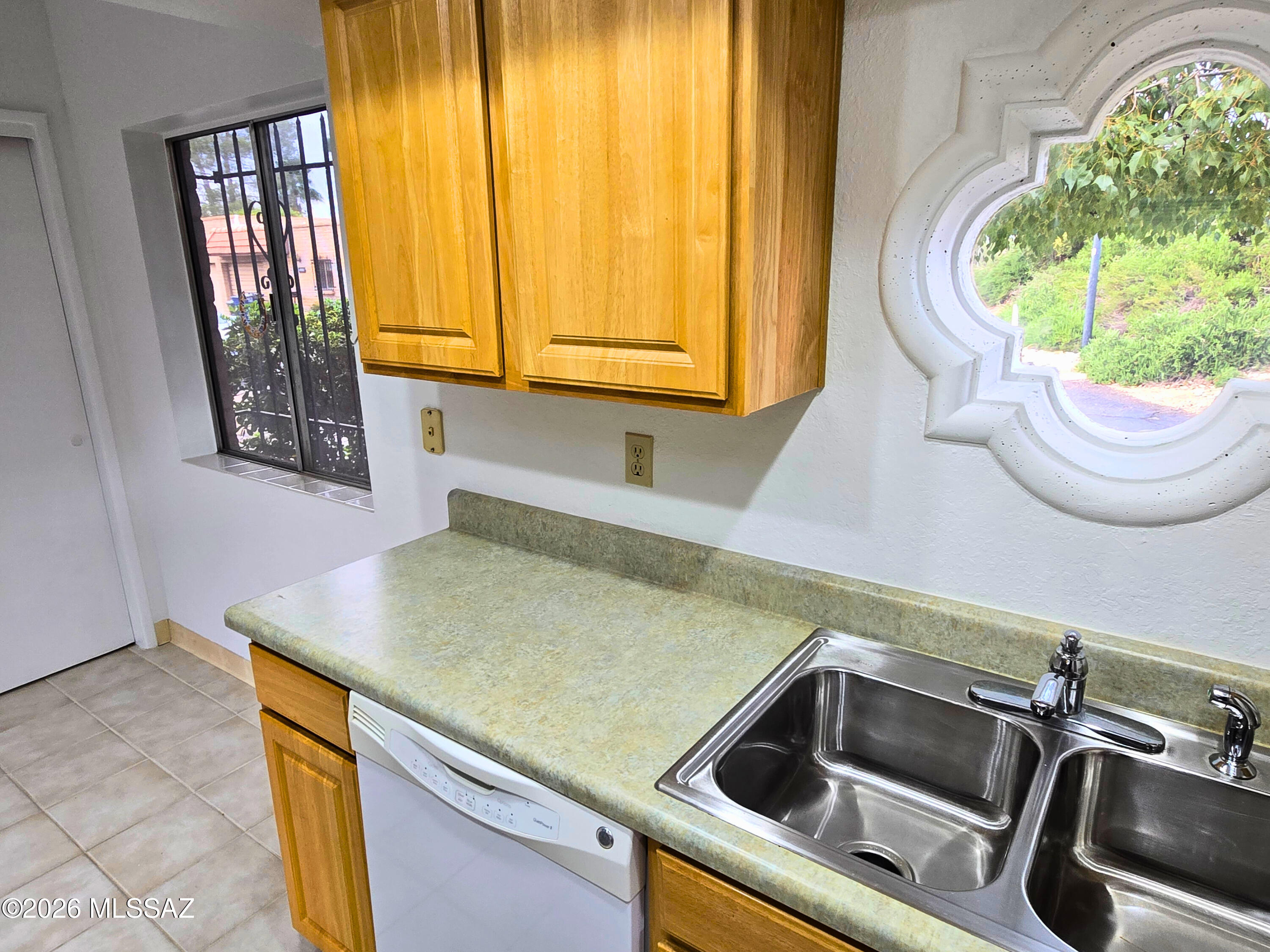 Rolling Hills Villas - Residential