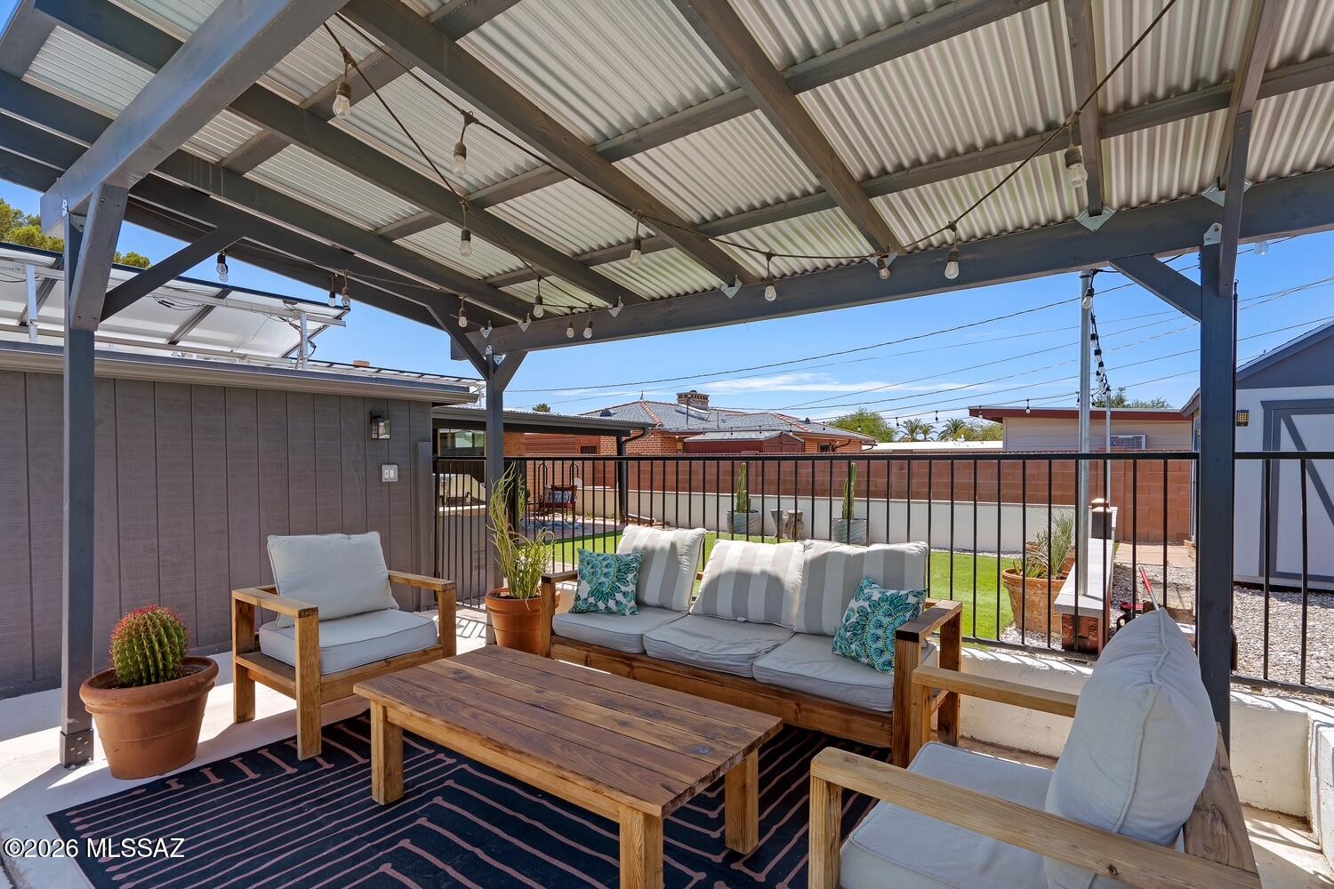 Carlos Terrace - Residential