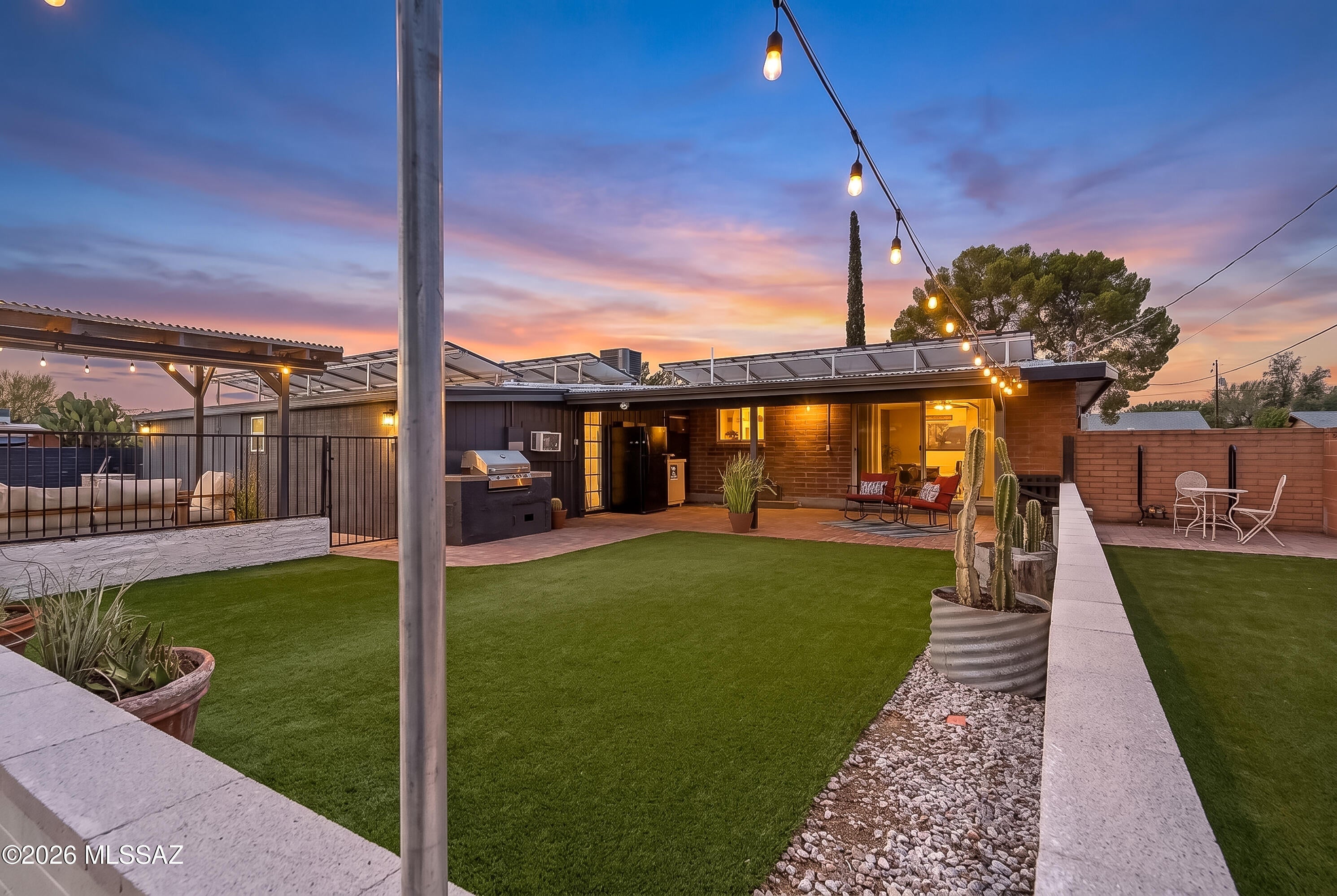 Carlos Terrace - Residential