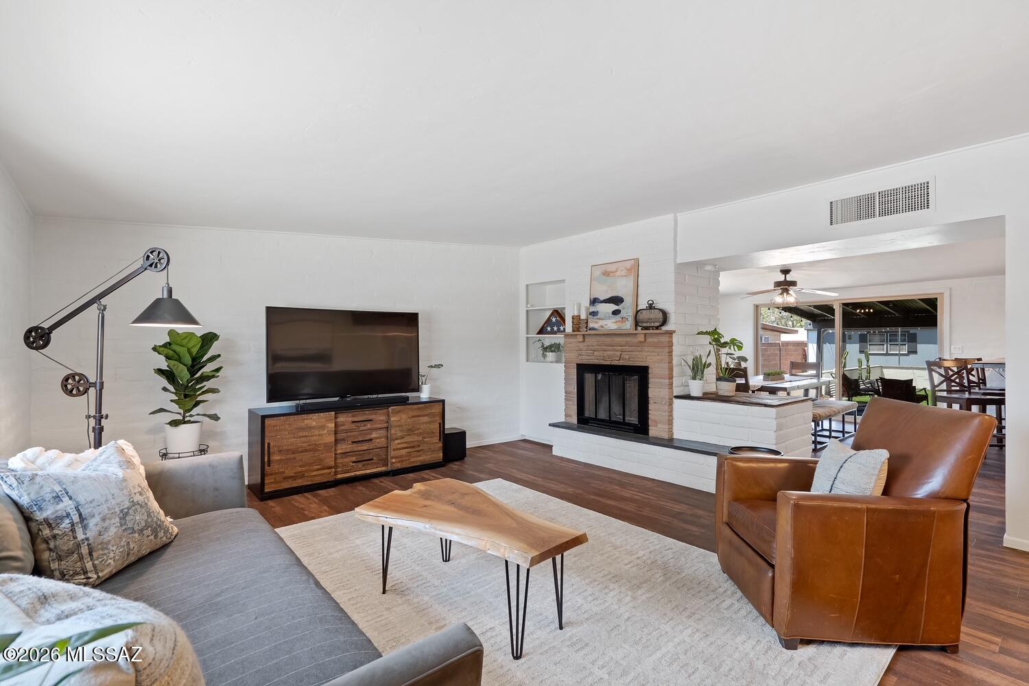 Carlos Terrace - Residential