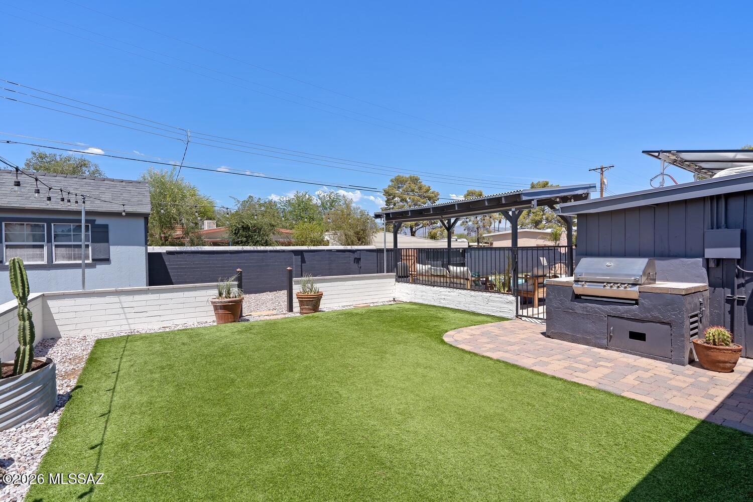 Carlos Terrace - Residential