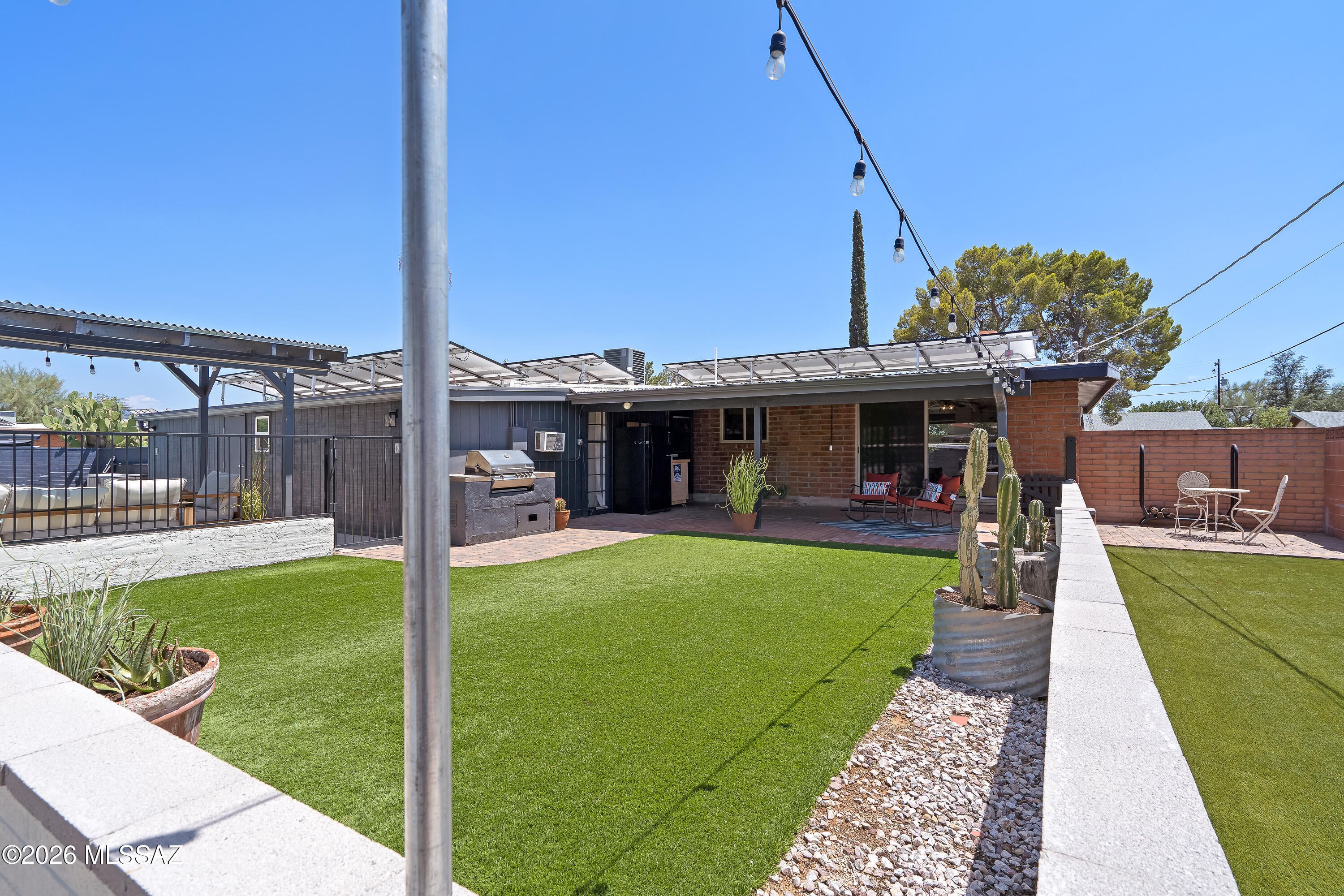 Carlos Terrace - Residential