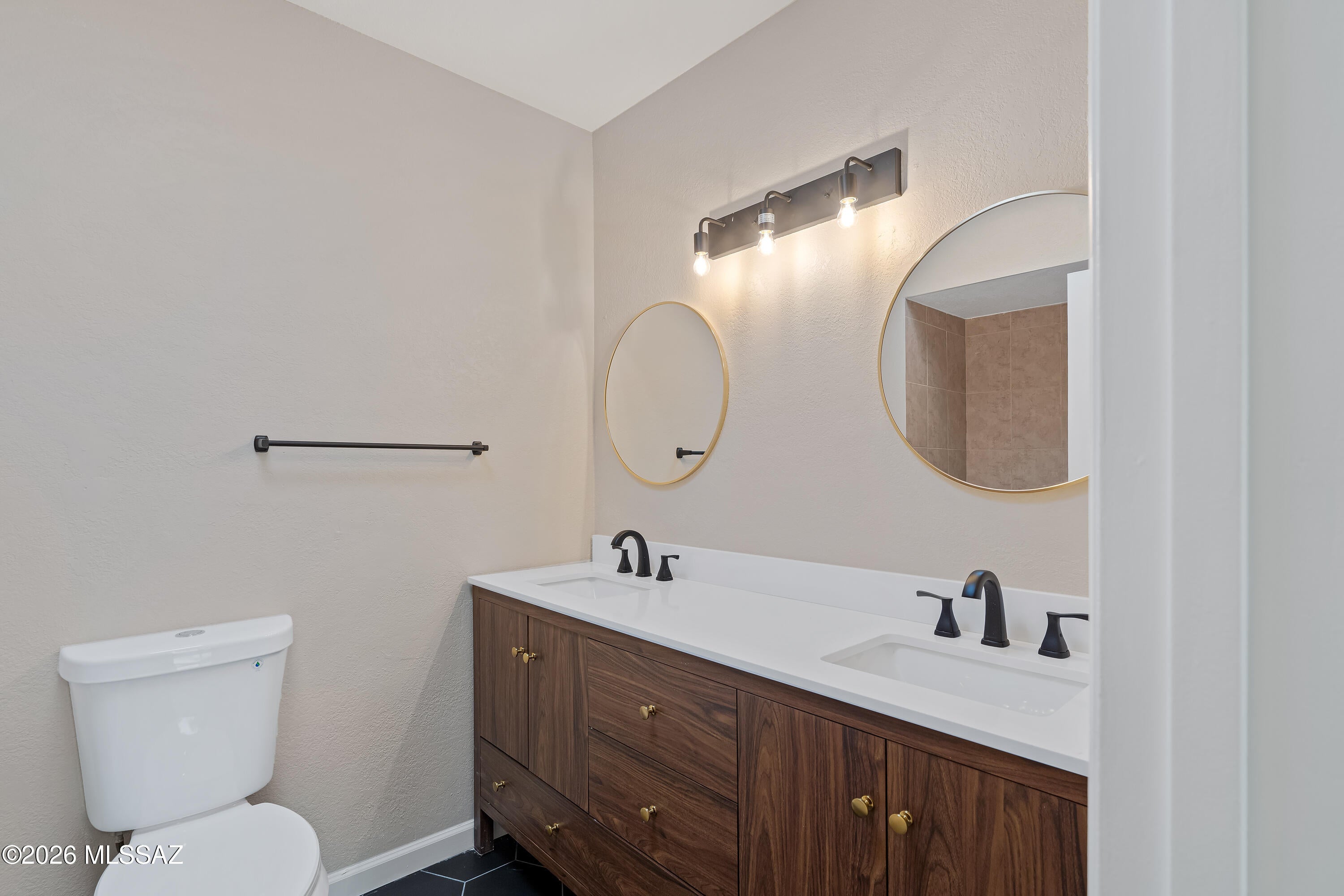 Pueblo Villas East (1-36) - Residential