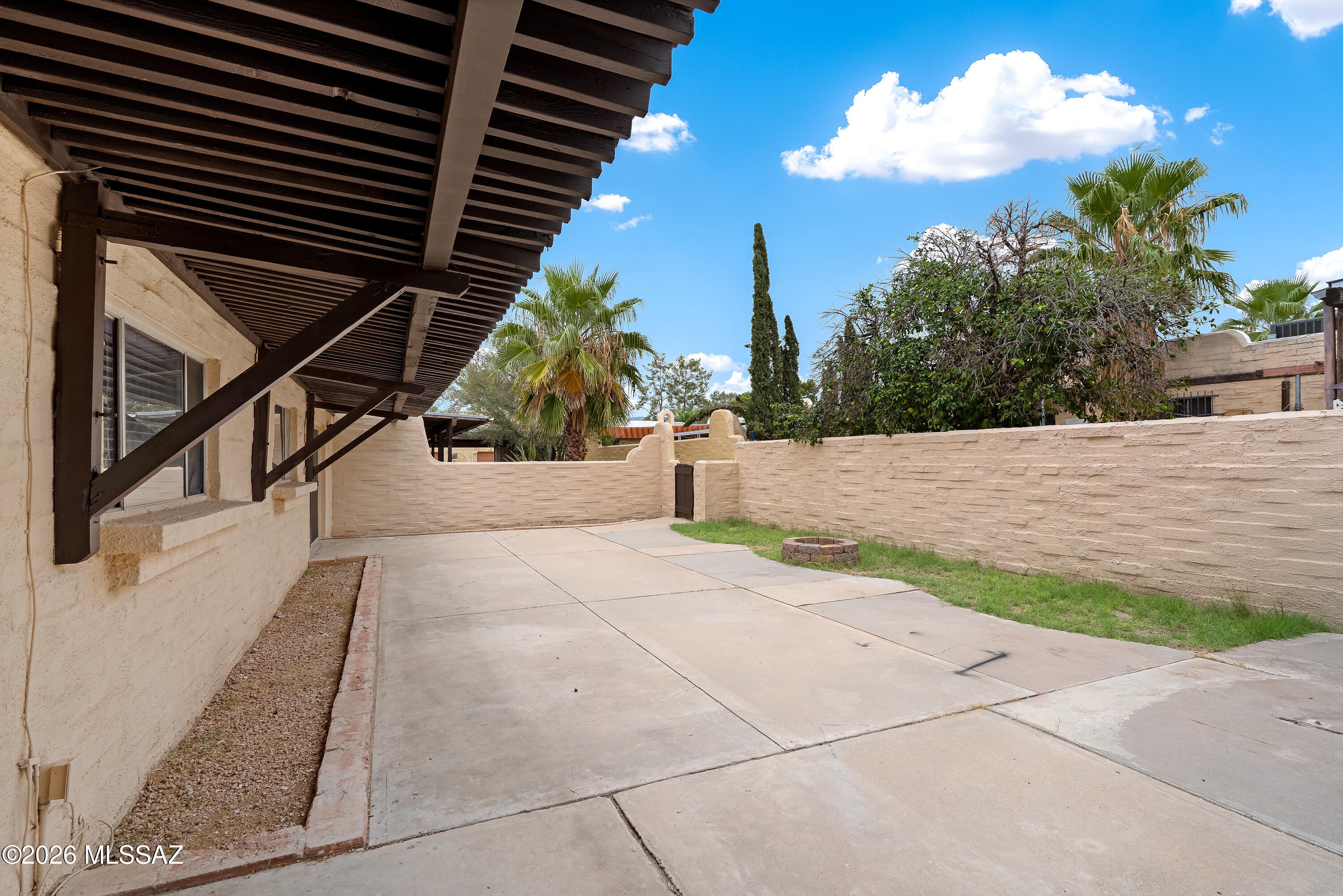 Pueblo Villas East (1-36) - Residential