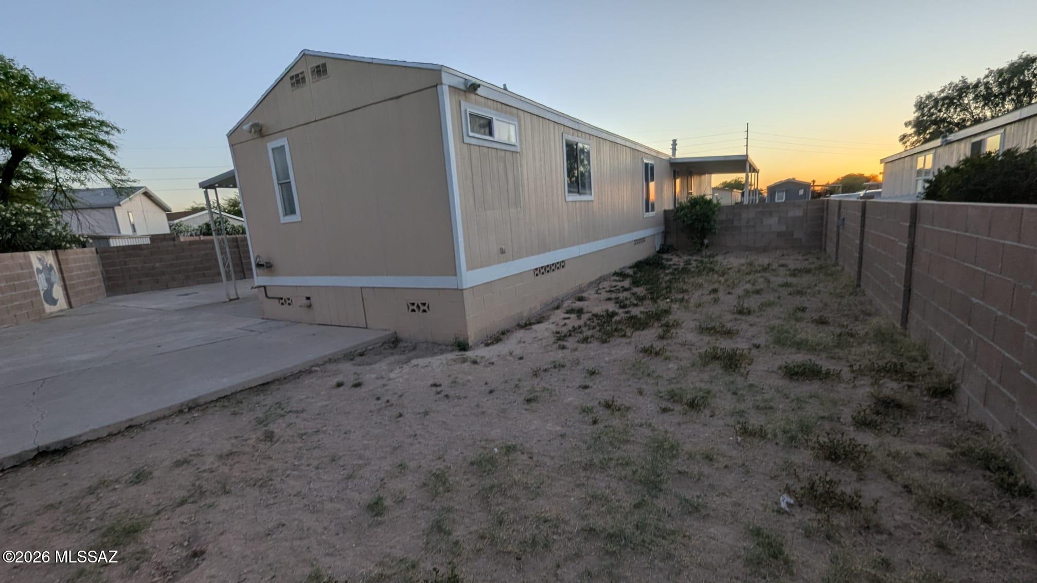 Country Club Terrace (1-108) - Residential