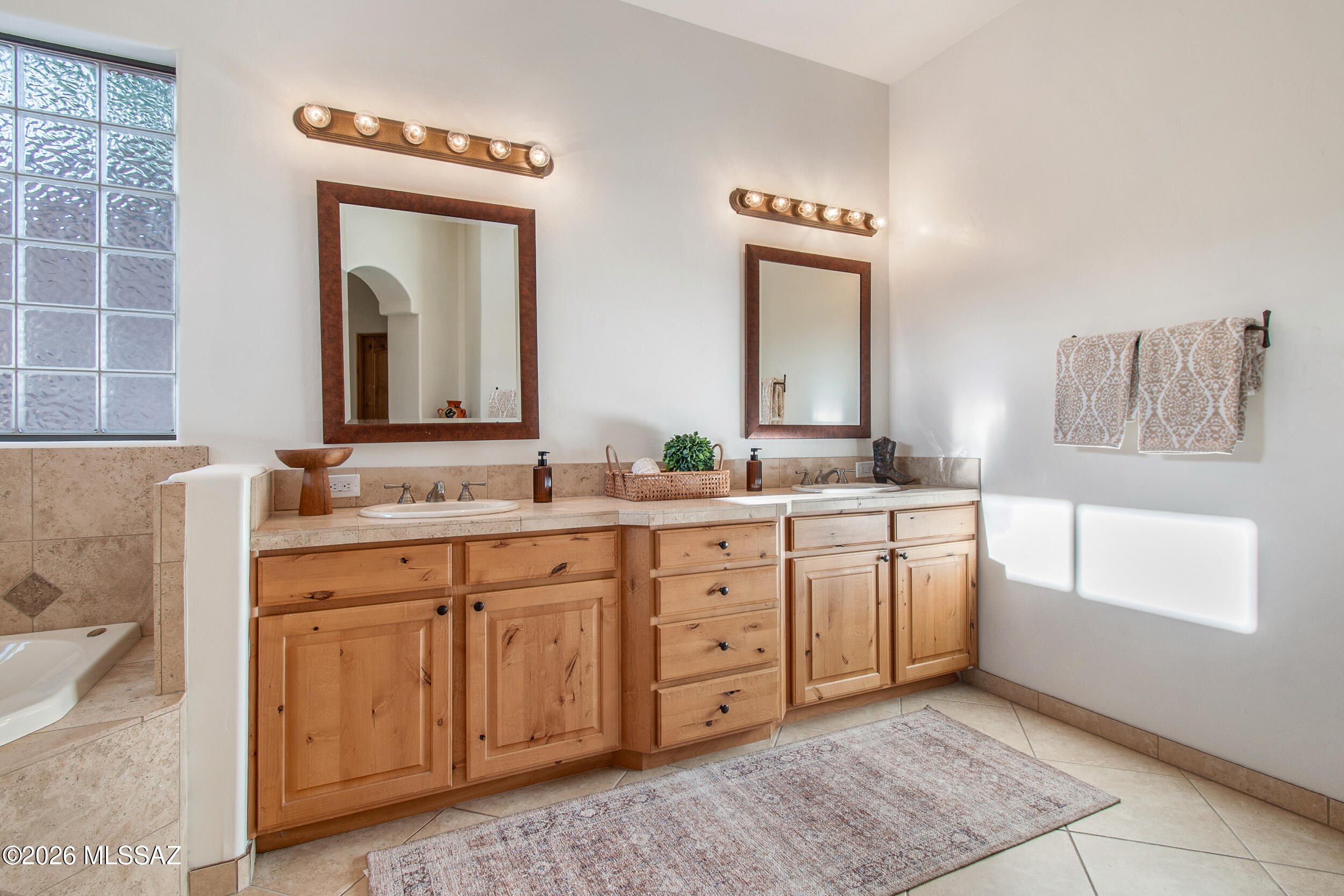 Estates at La Canada Norte (1-41) - Residential