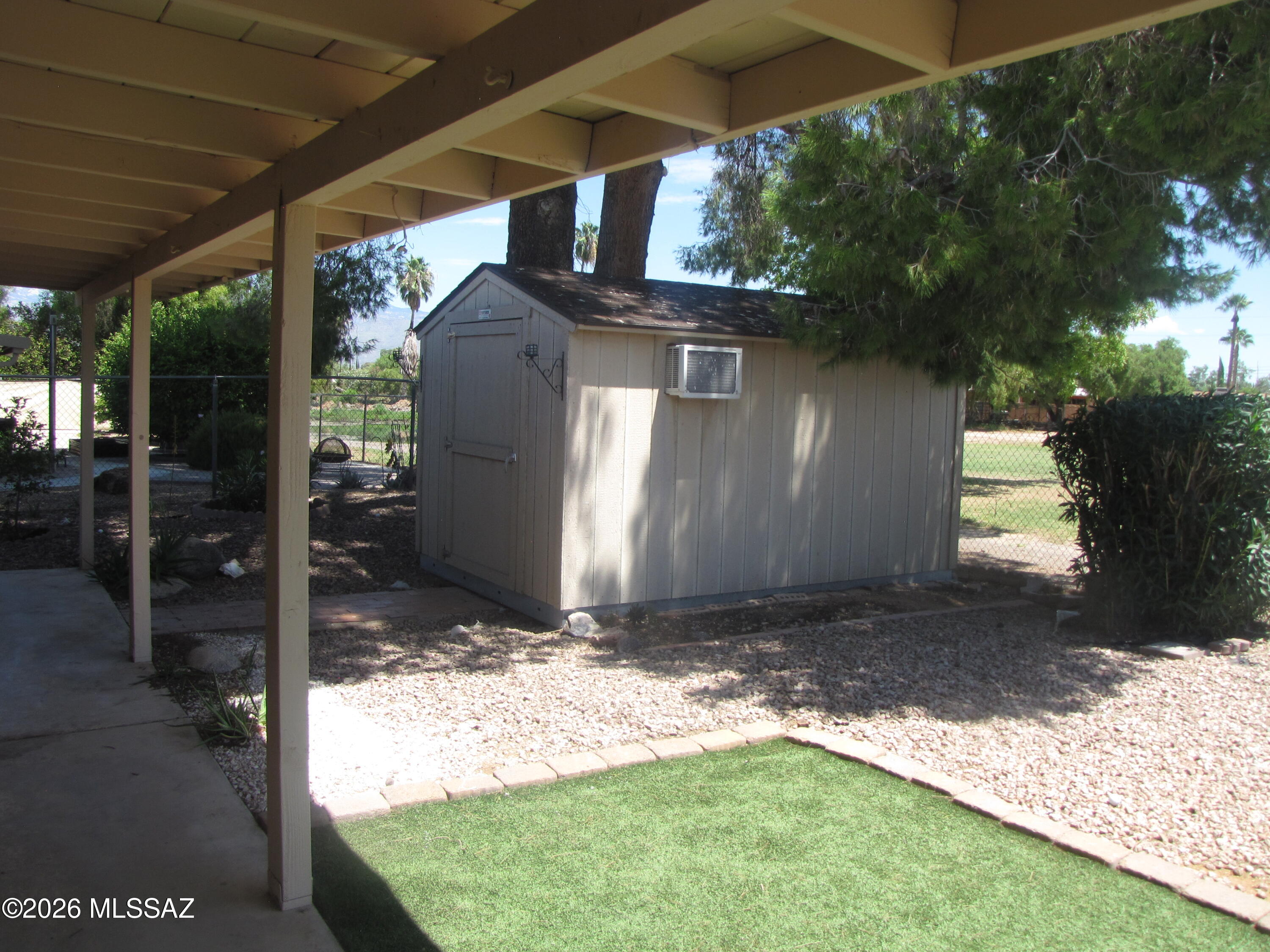 Rolling Hills - Residential Lease