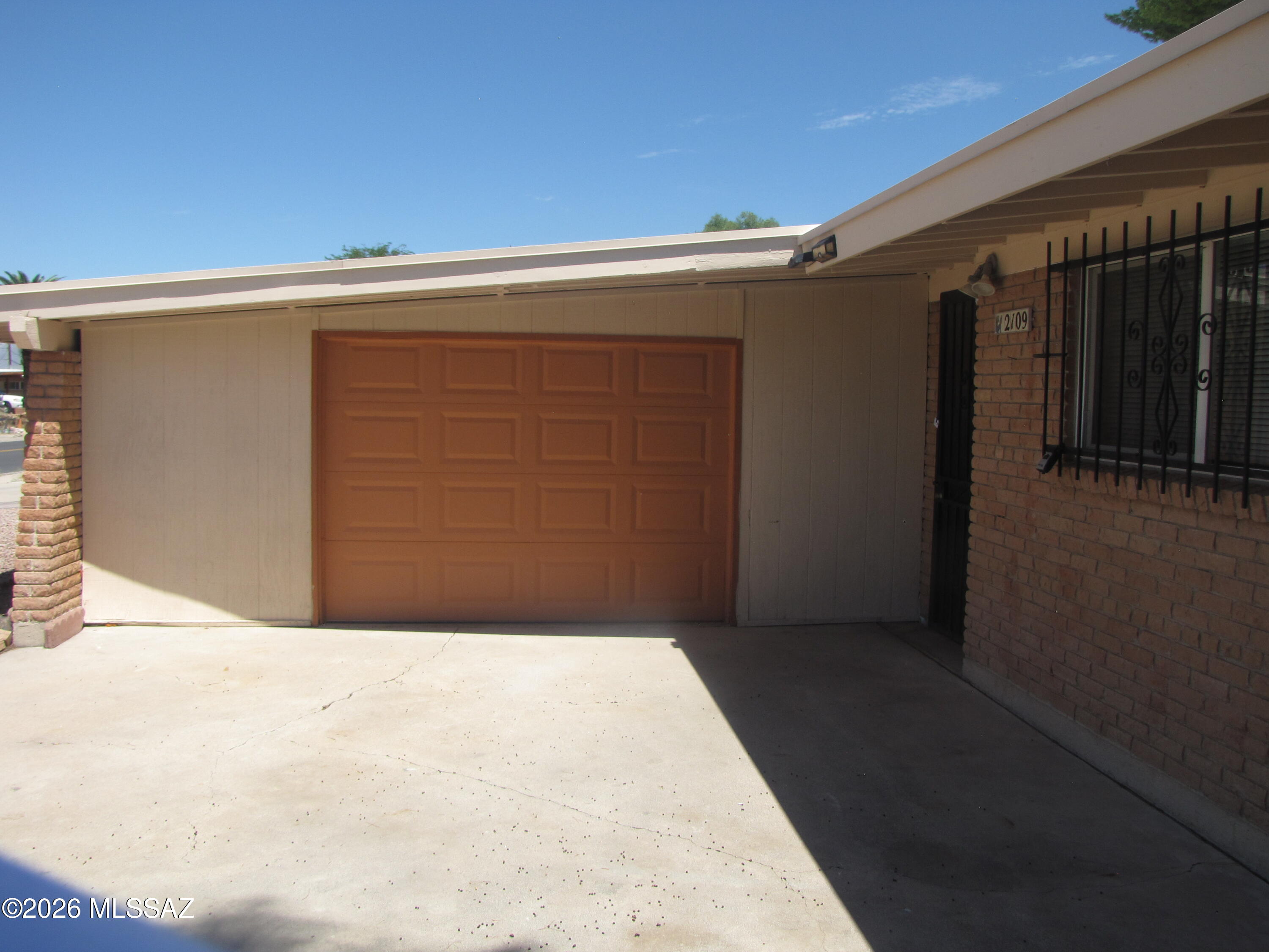 Rolling Hills - Residential Lease