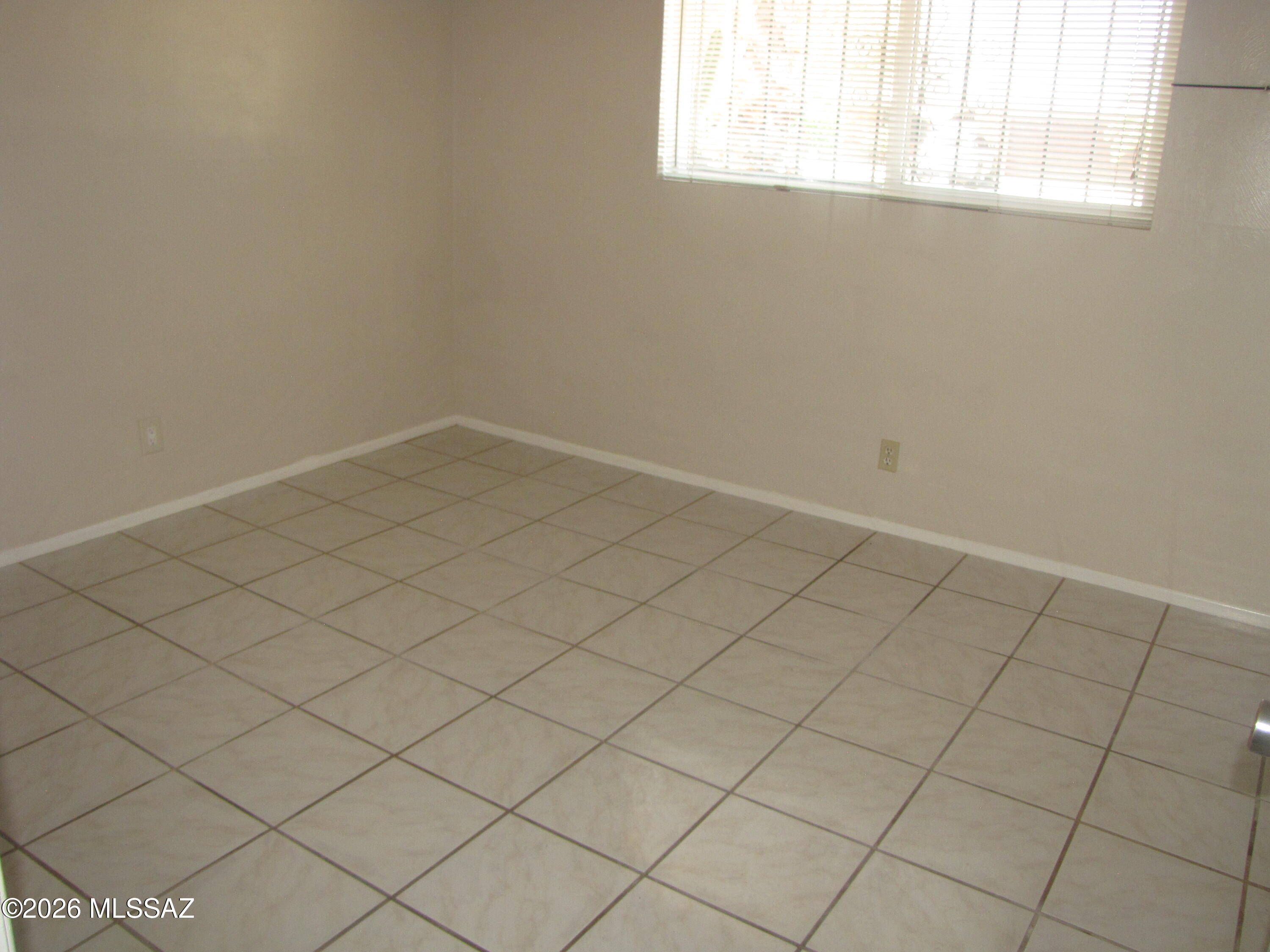 Rolling Hills - Residential Lease
