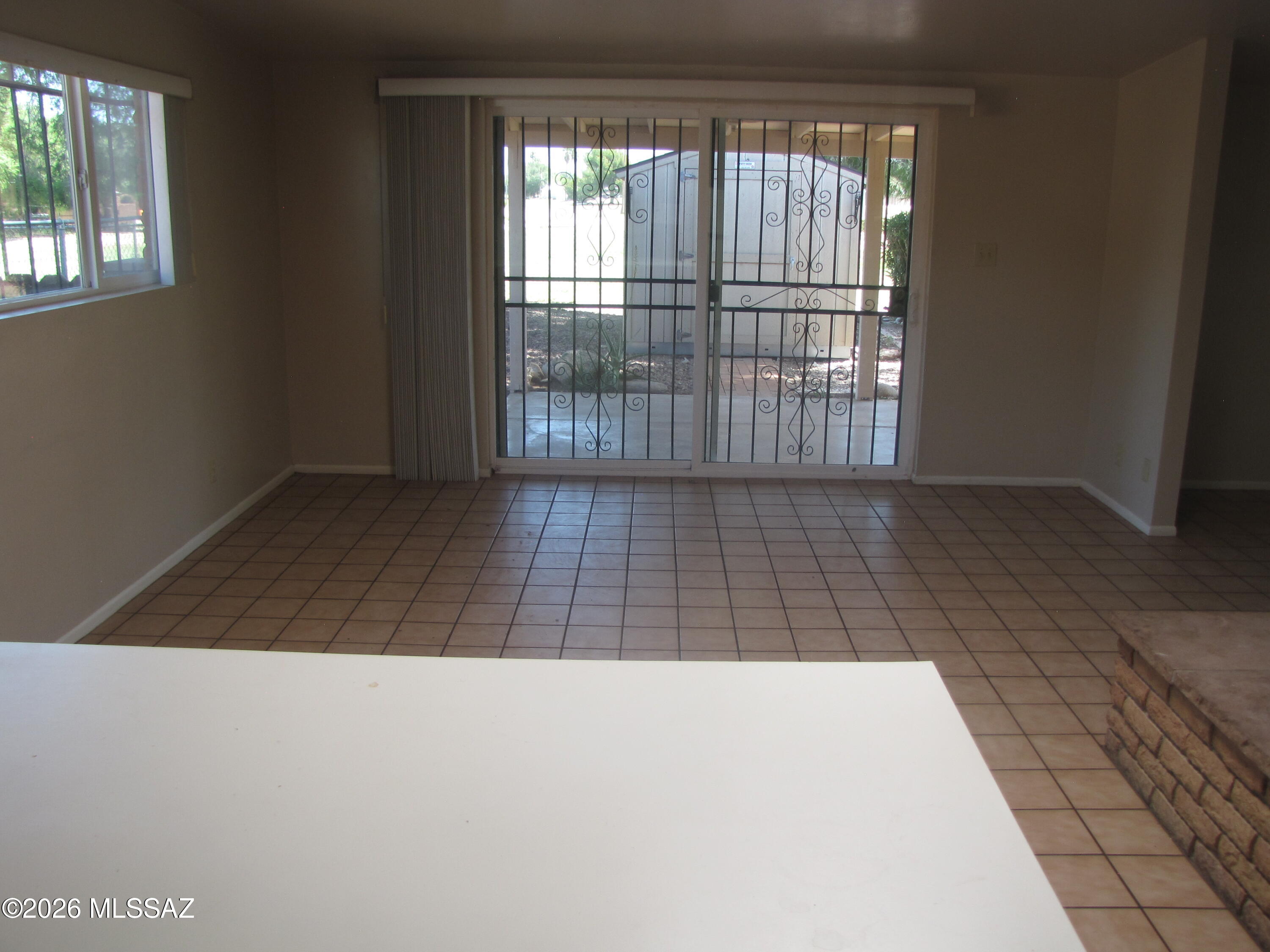 Rolling Hills - Residential Lease