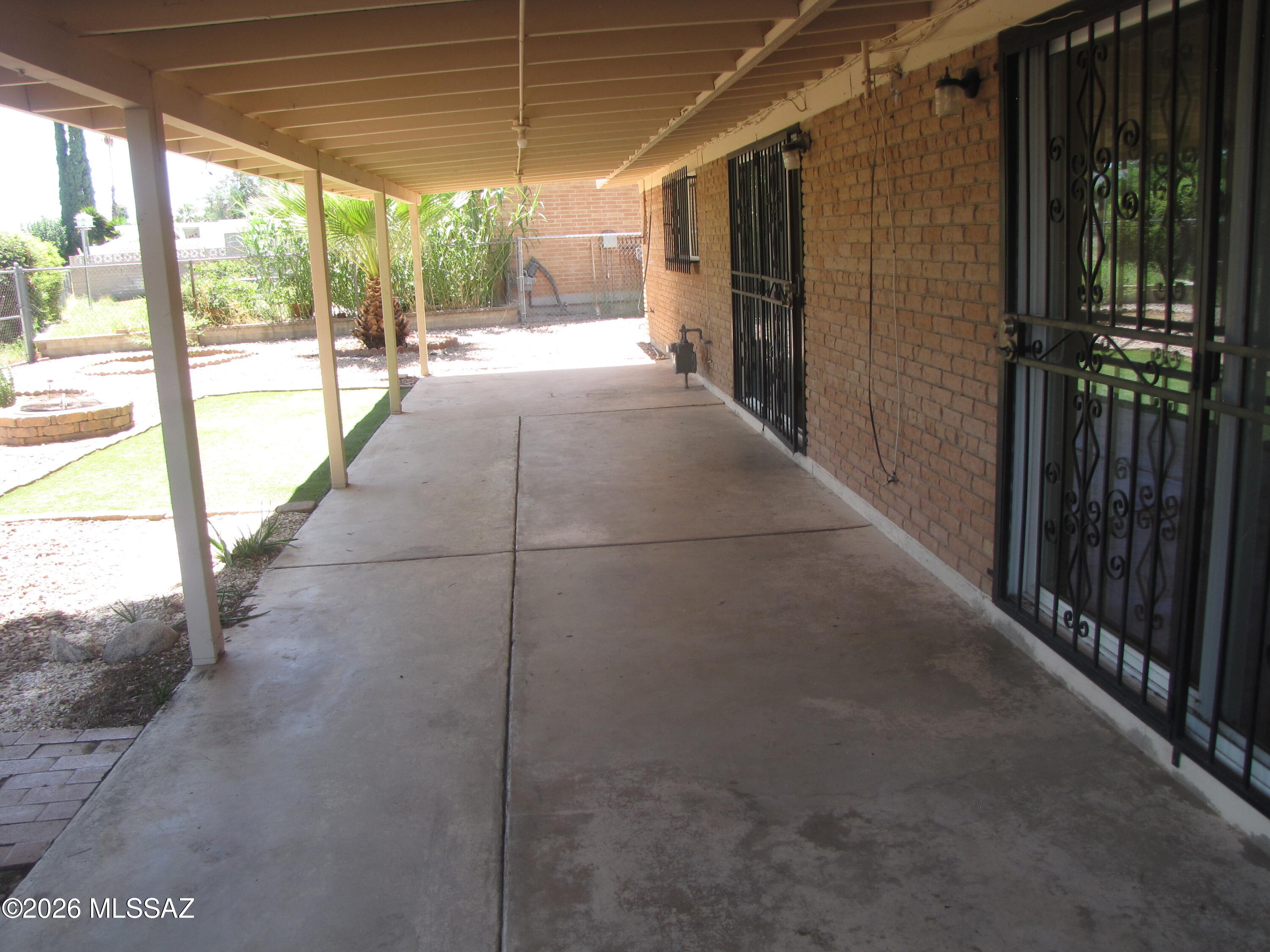 Rolling Hills - Residential Lease