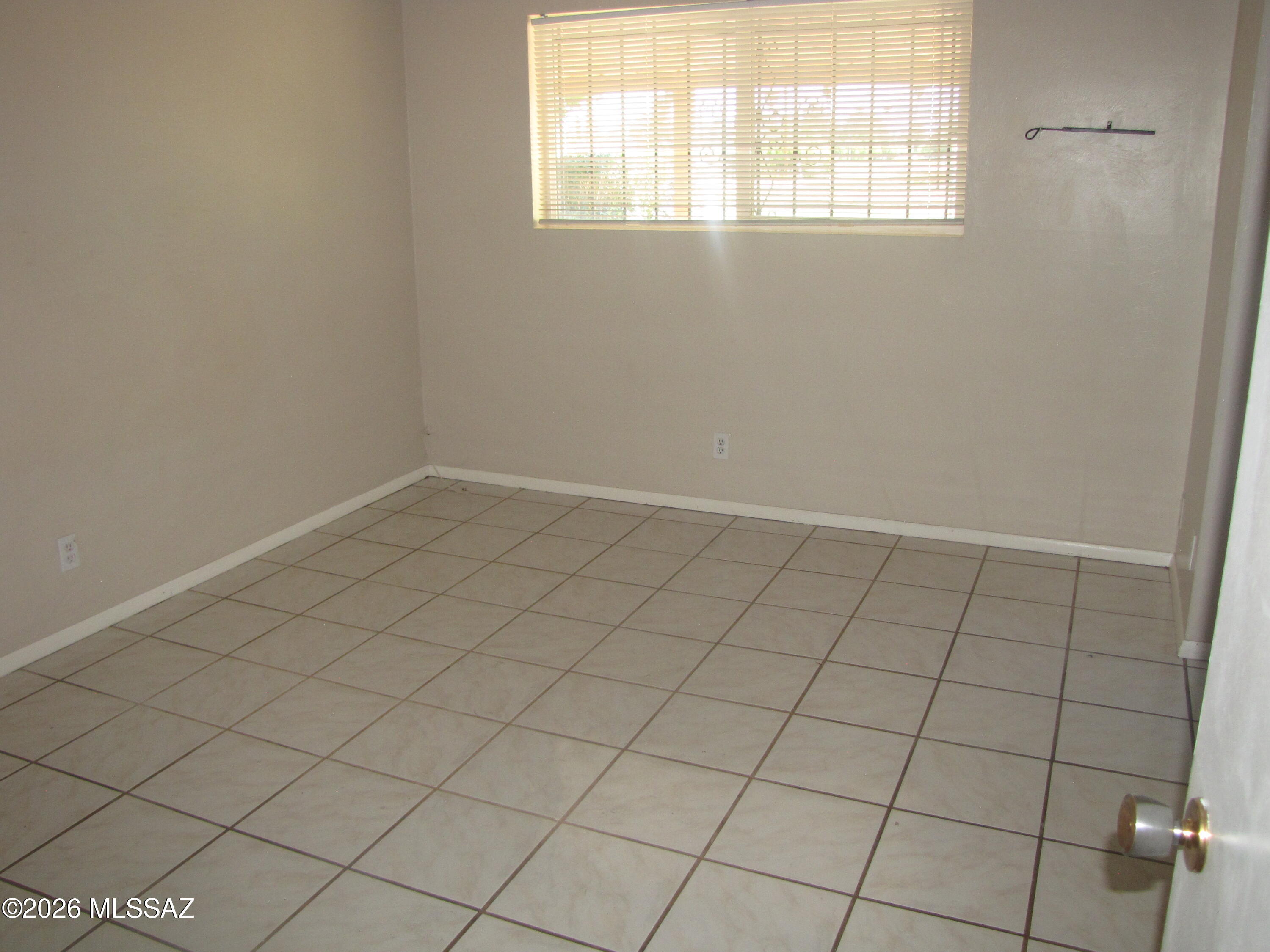Rolling Hills - Residential Lease