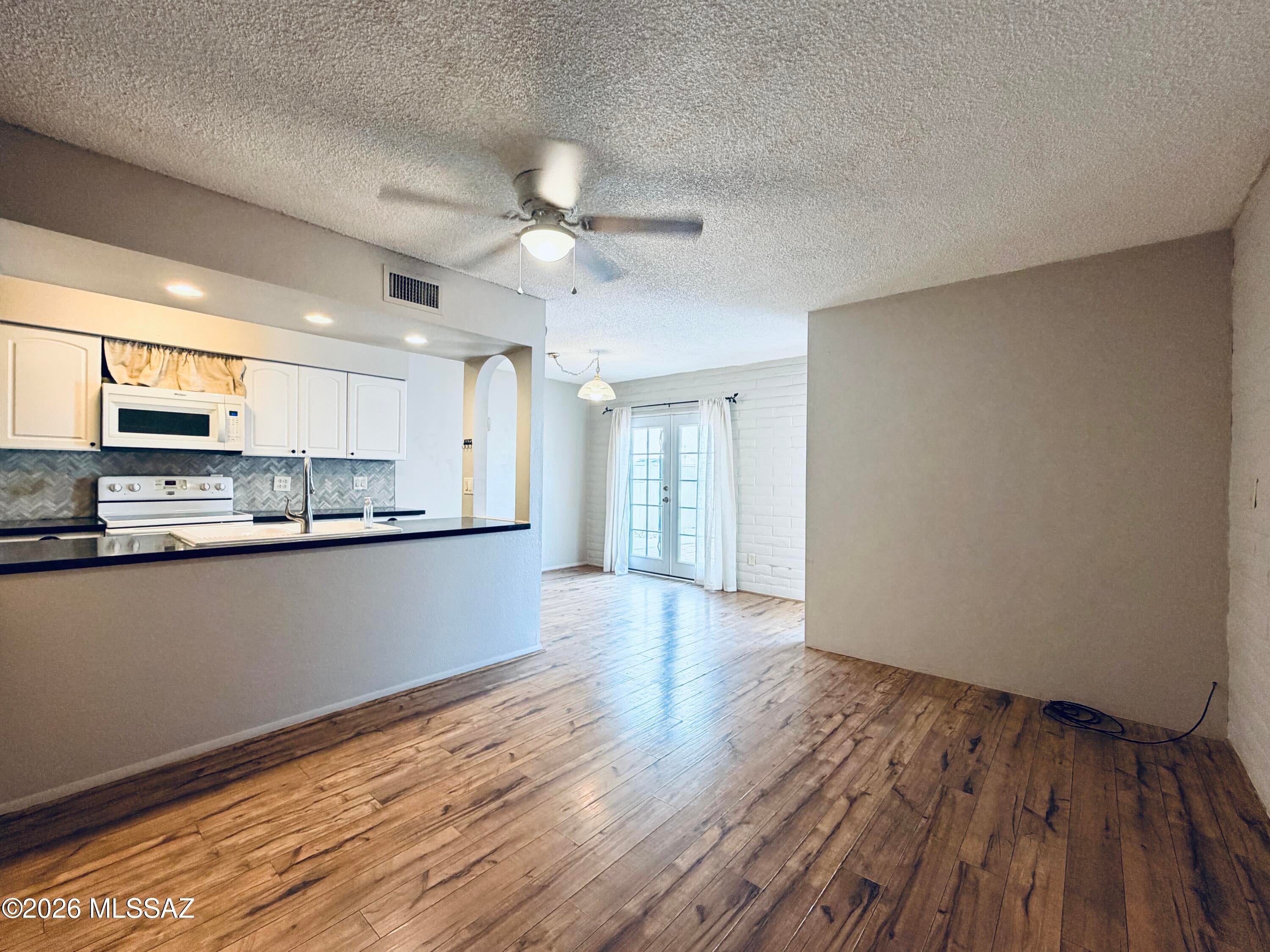 Monte Catalina Estates (1-10) - Residential Lease