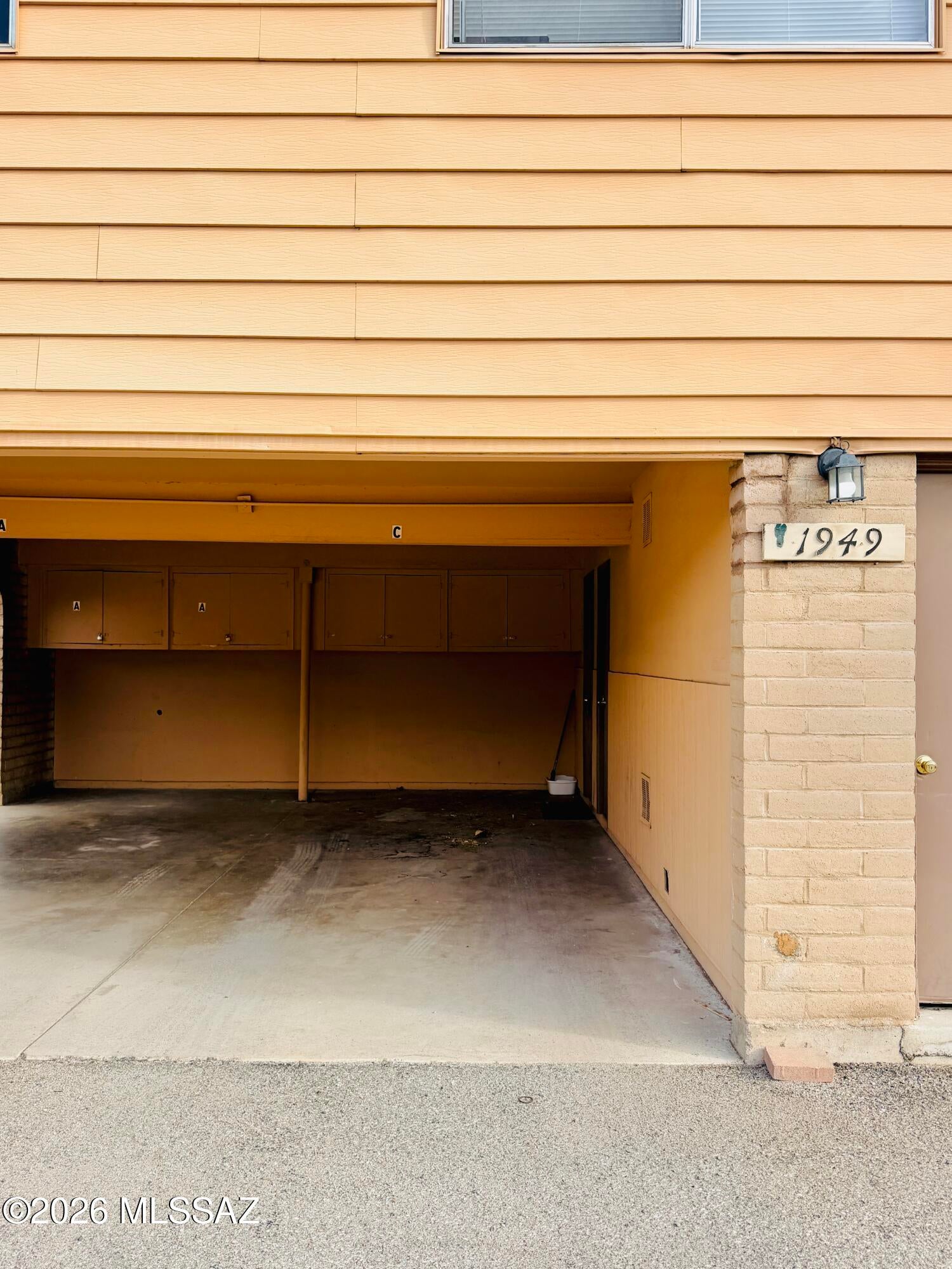 Monte Catalina Estates (1-10) - Residential Lease