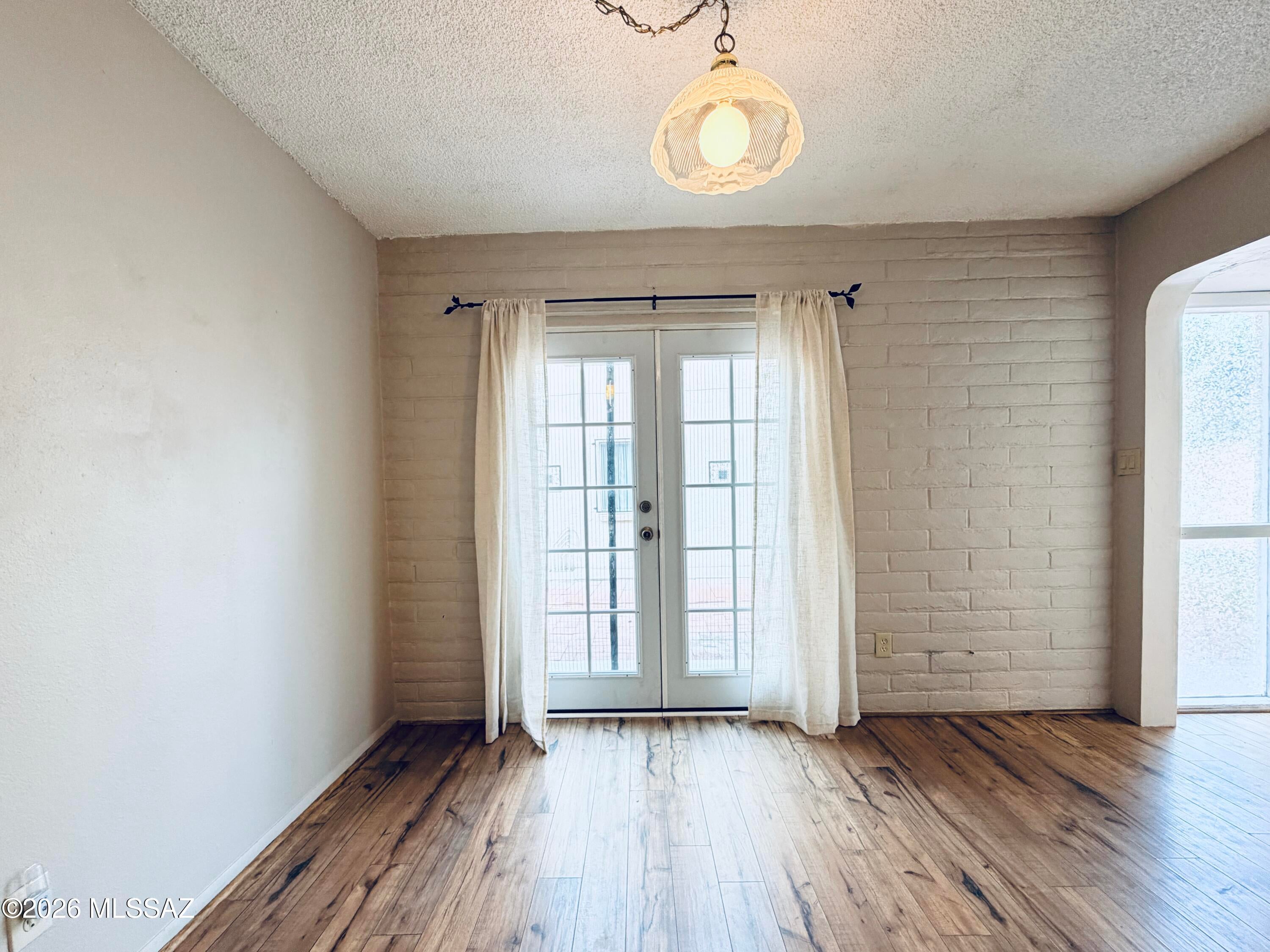 Monte Catalina Estates (1-10) - Residential Lease