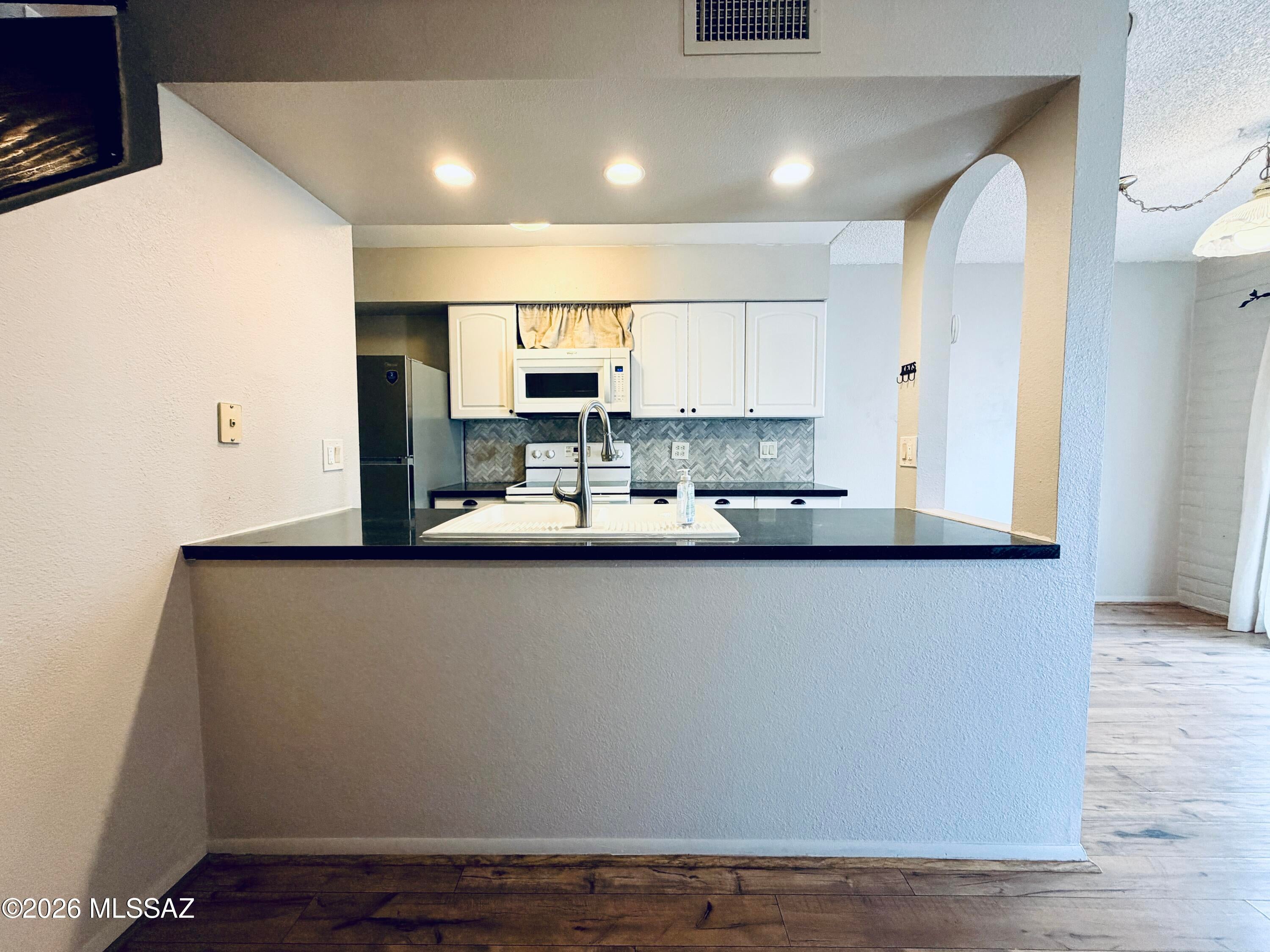 Monte Catalina Estates (1-10) - Residential Lease