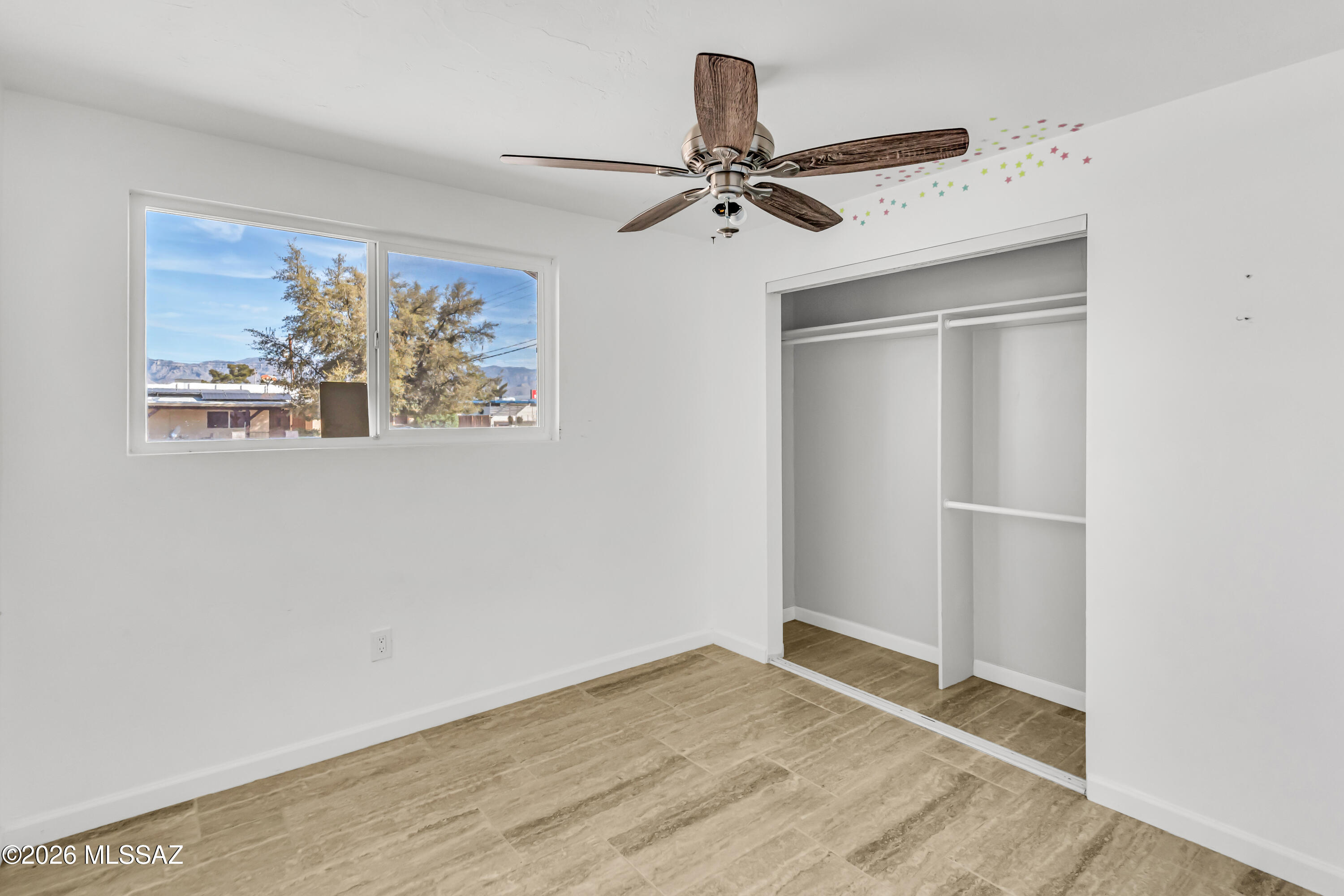 Longview Estates (57-107) - Residential