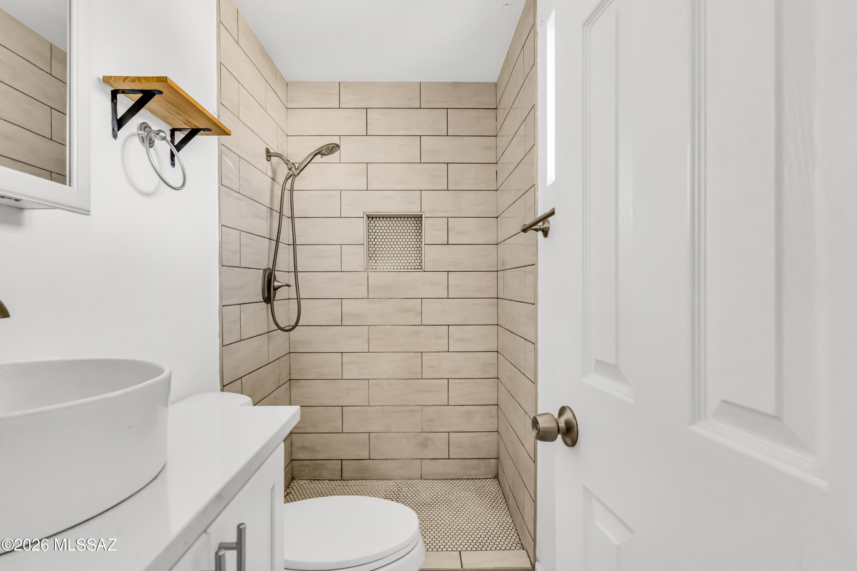 Longview Estates (57-107) - Residential