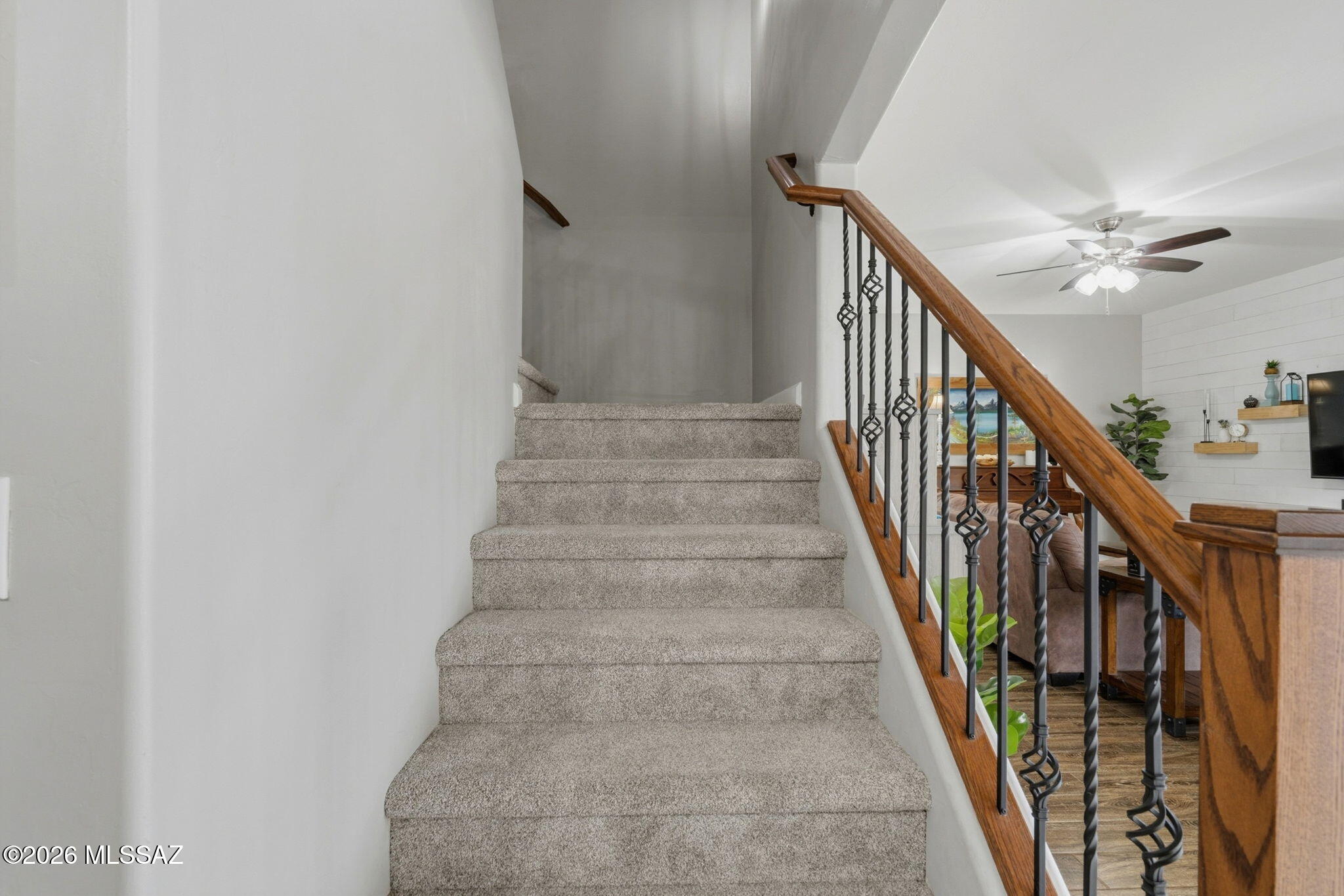 Vista Del Lago Norte SQ20140780198 - Residential
