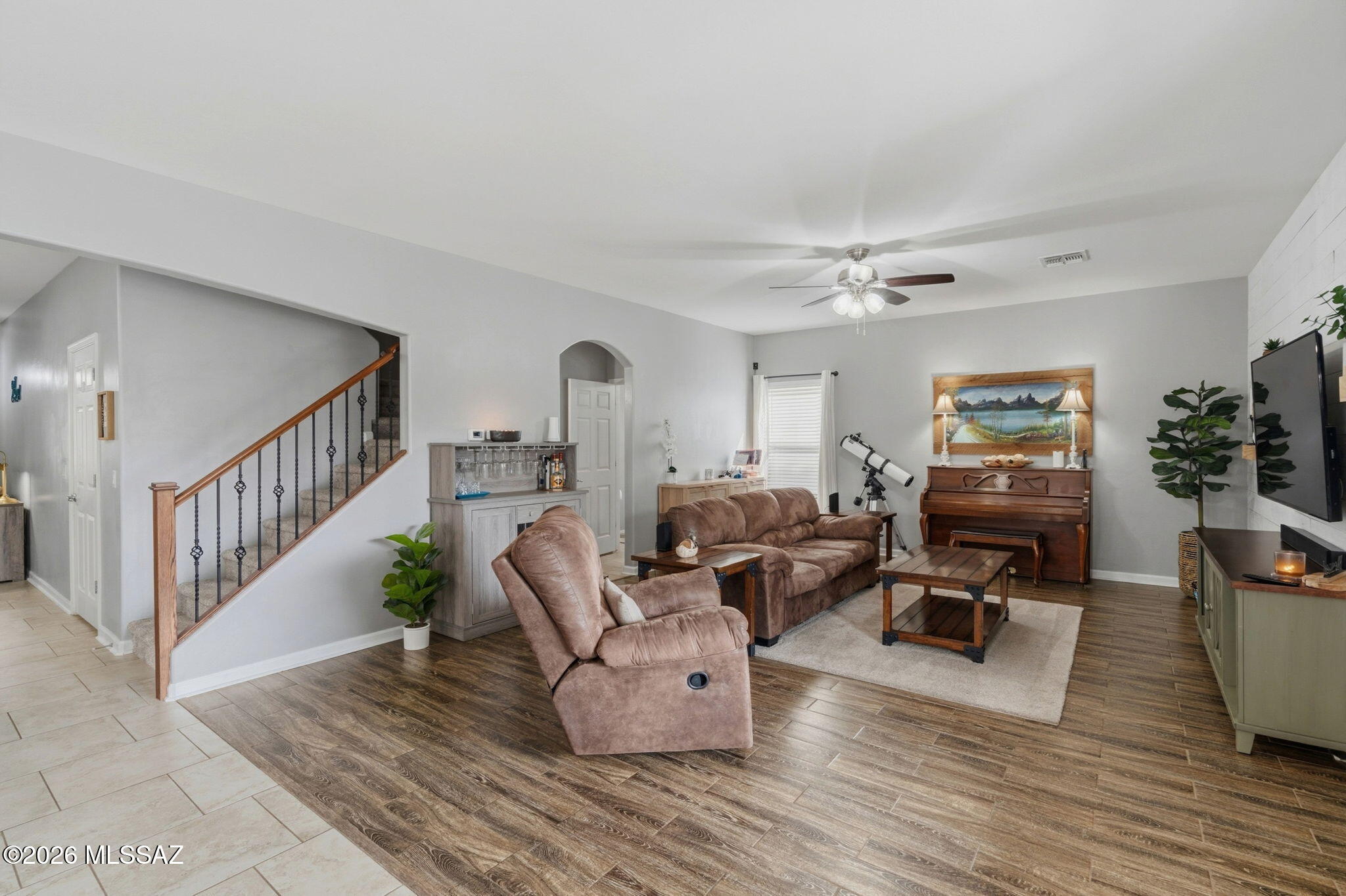 Vista Del Lago Norte SQ20140780198 - Residential