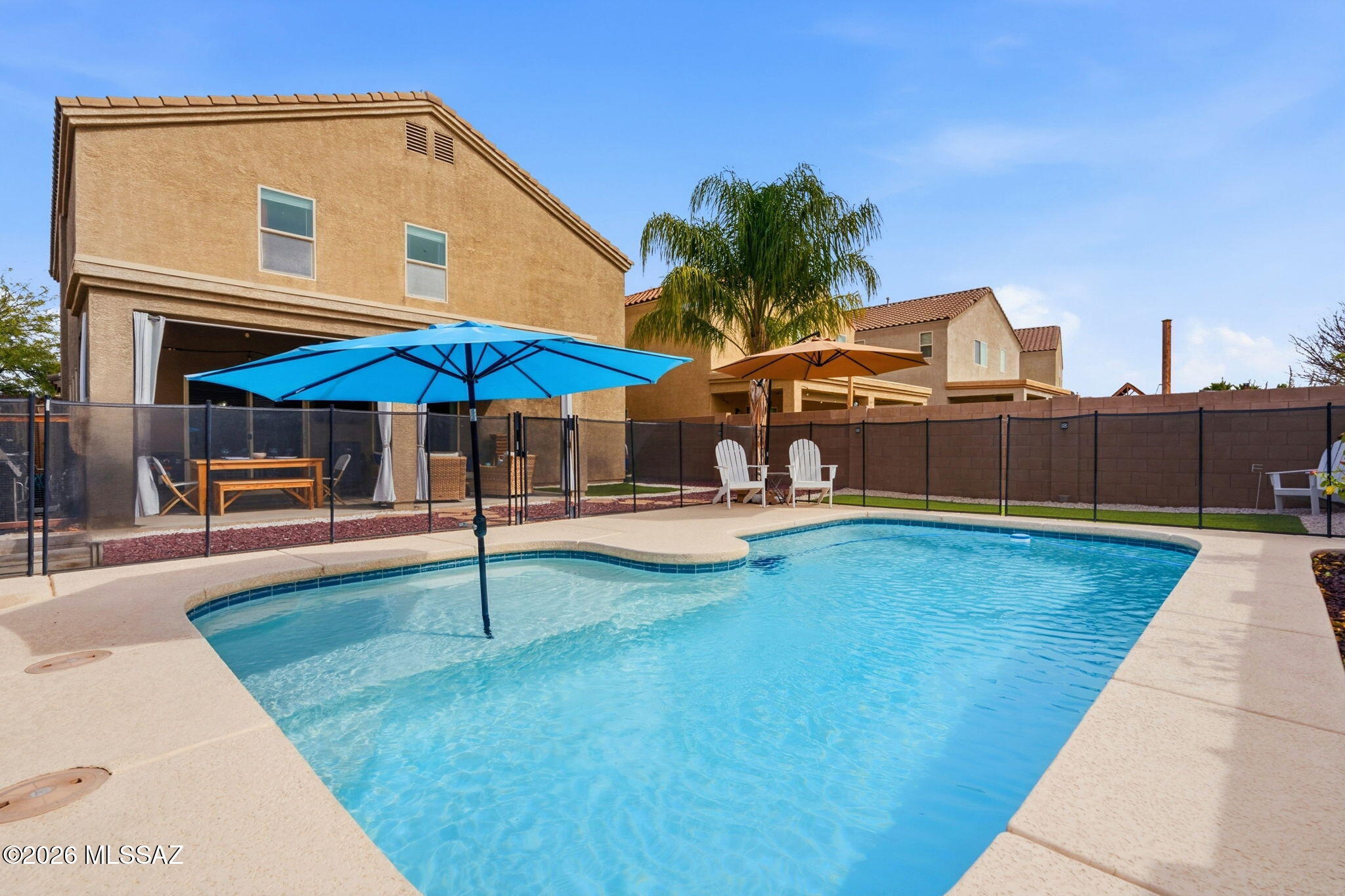 Vista Del Lago Norte SQ20140780198 - Residential