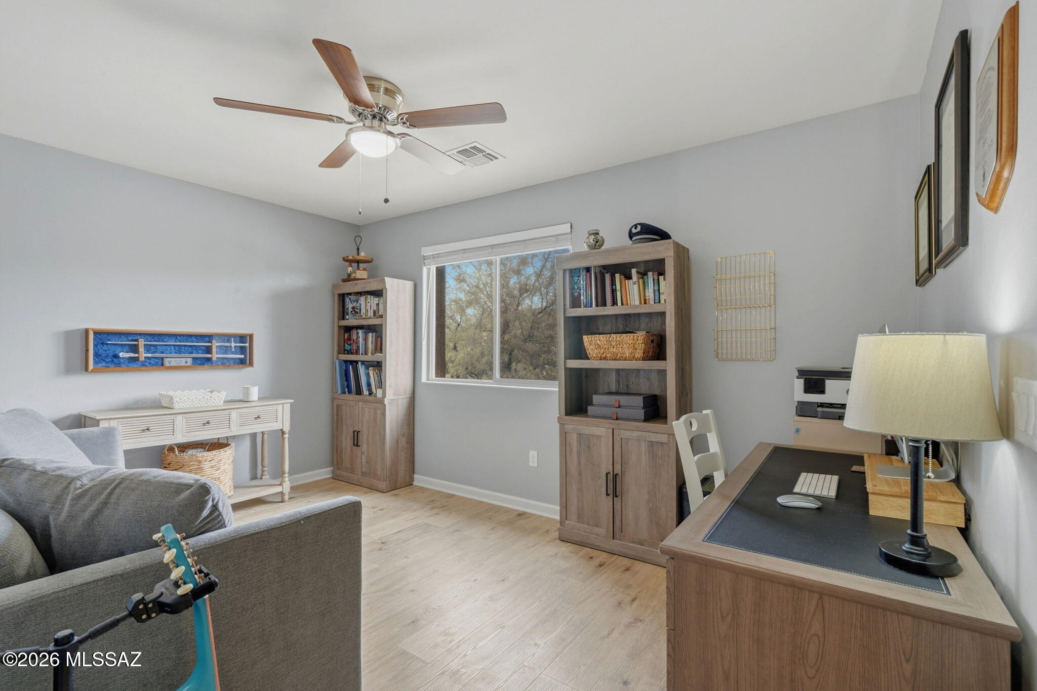 Vista Del Lago Norte SQ20140780198 - Residential